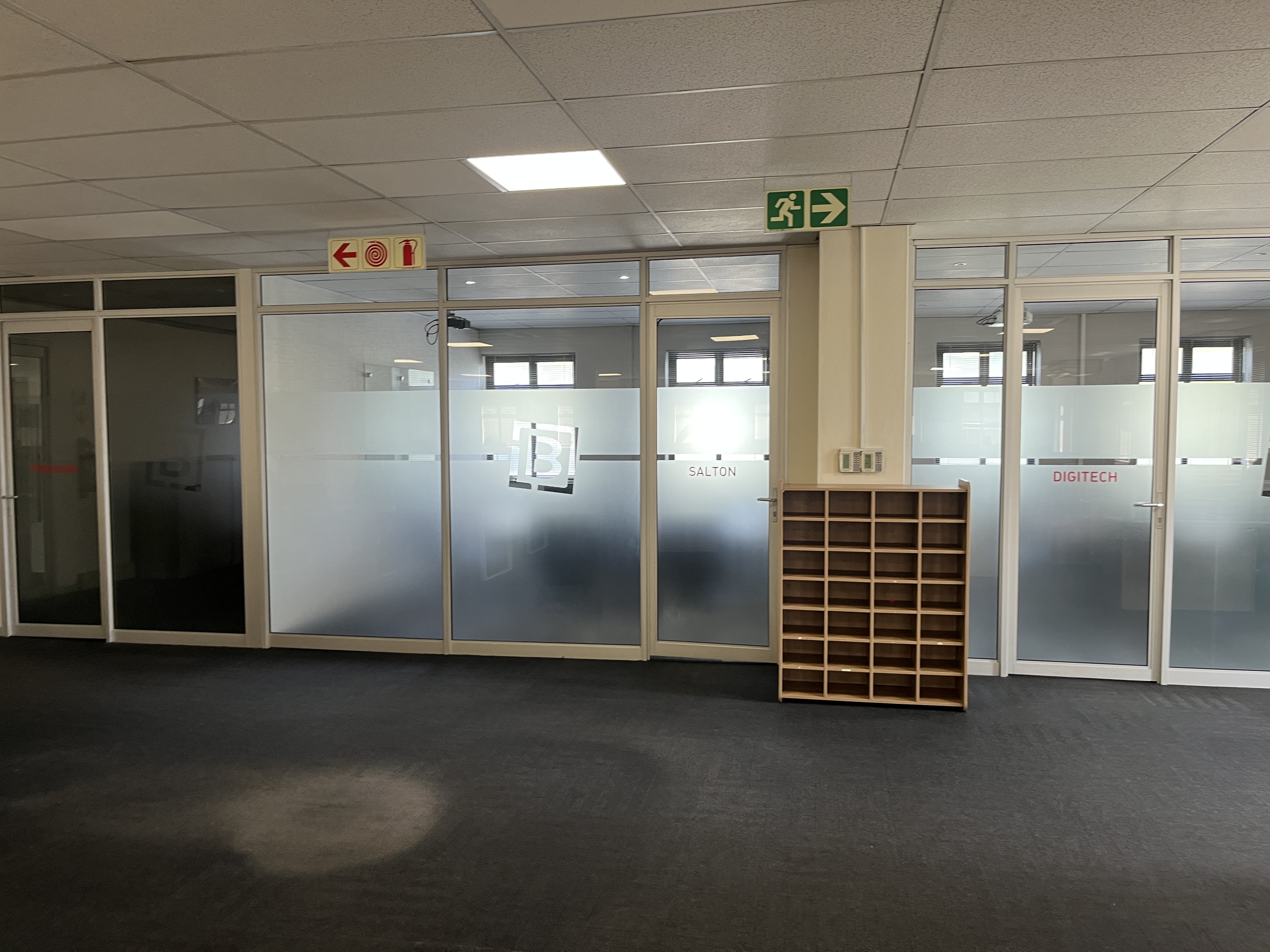 Office Space to rent at Pineslopes Shopping Centre in Fourways