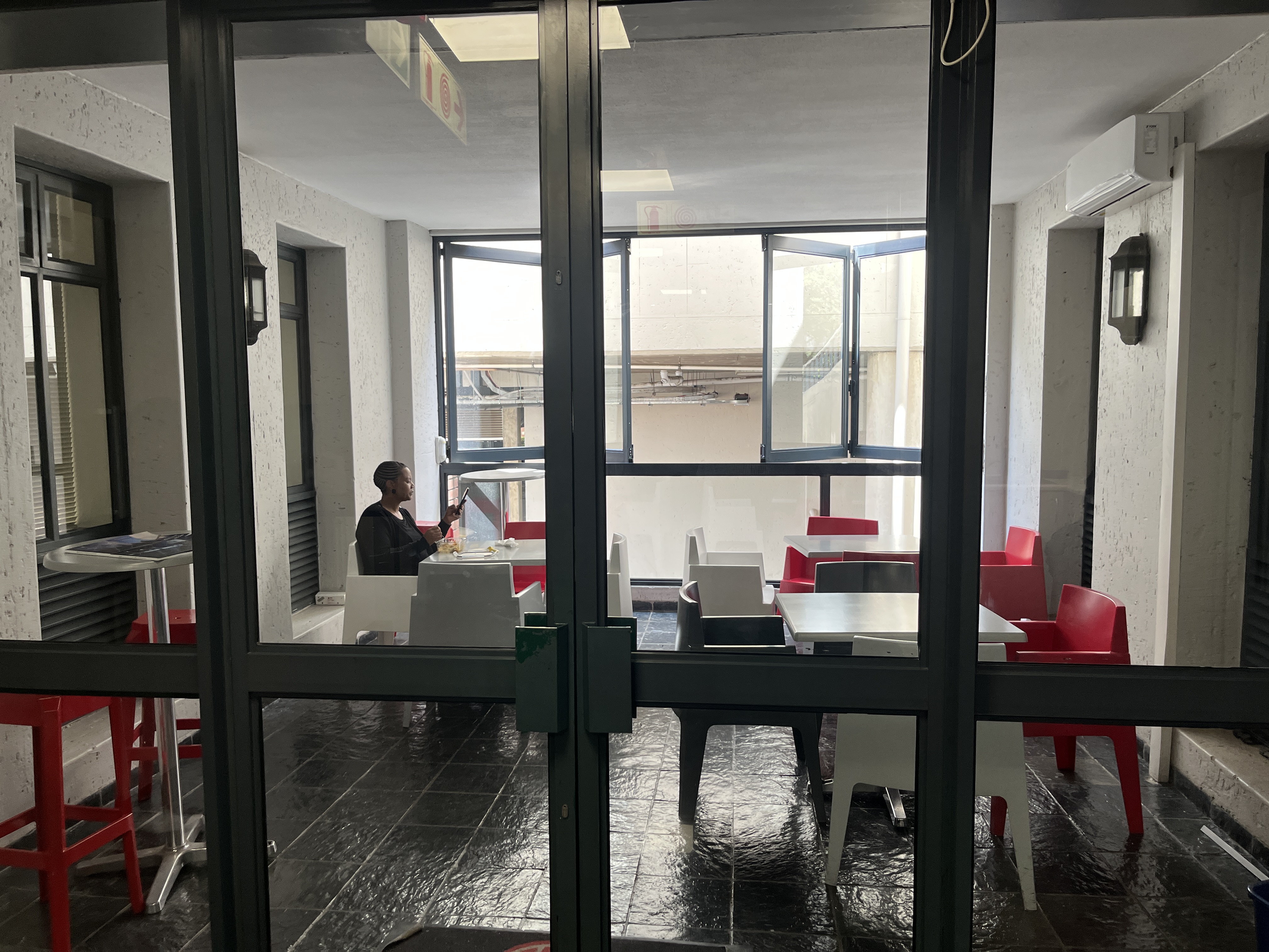 Office Space to rent at Pineslopes Shopping Centre in Fourways