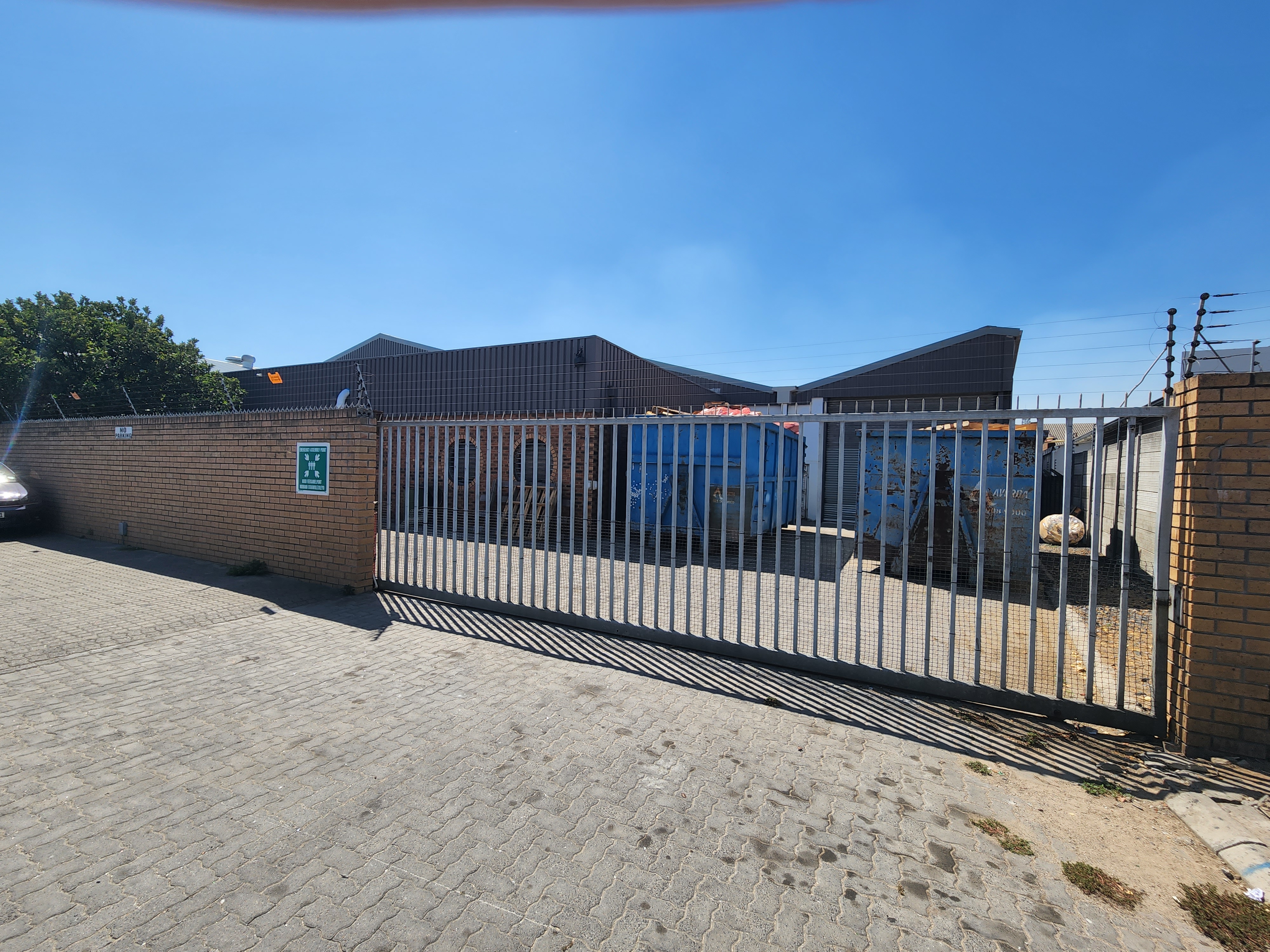 3 170m² Warehouse to rent at 10 Lood Street - Brackenfell in Brackenfell