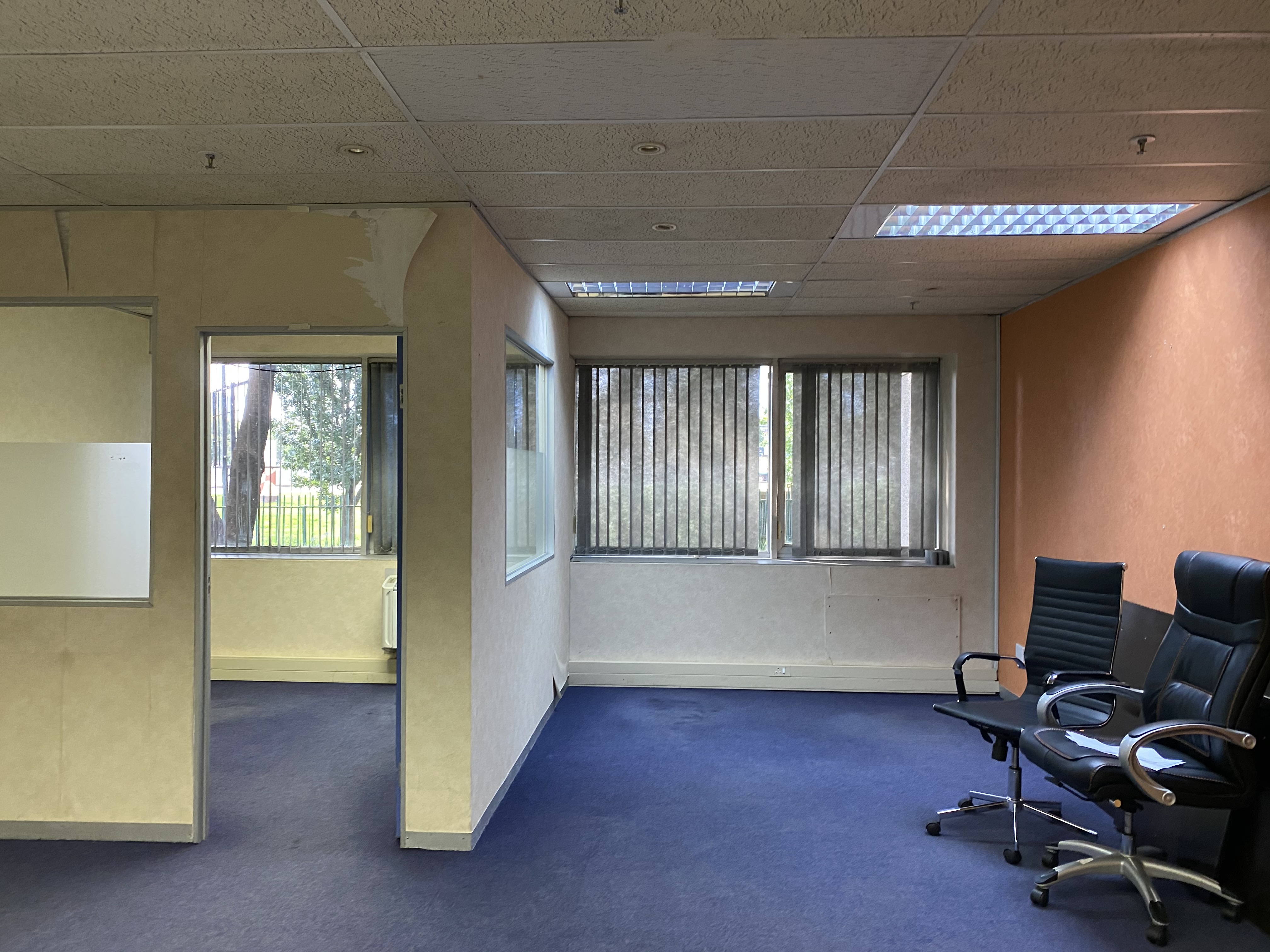 154m² Office Space to rent at 10 South Boulevard in Bruma