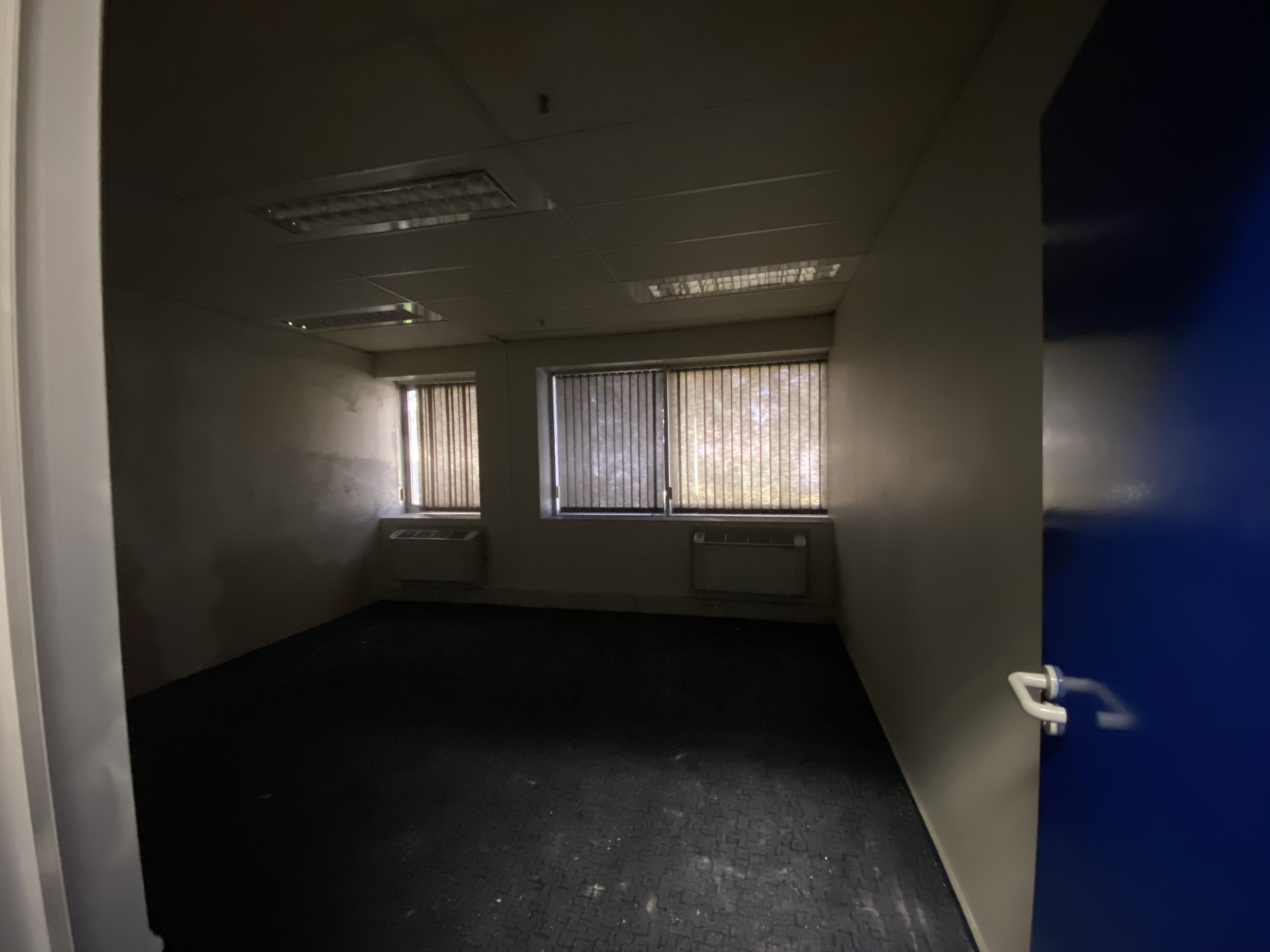 133m² Office Space to rent at 10 South Boulevard in Bruma
