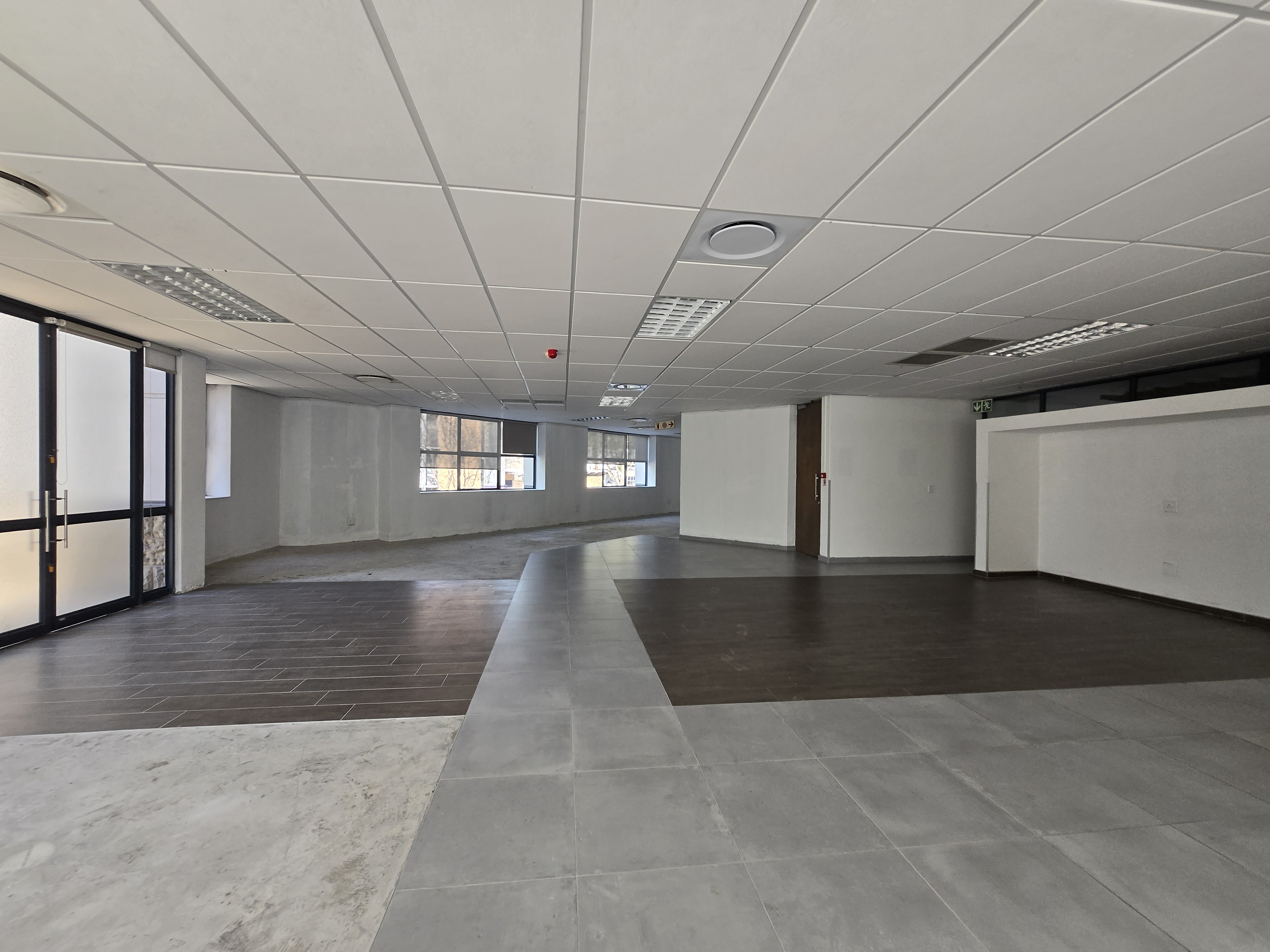 7 259m² Office Space to rent at 17 Fricker Road Illovo in Illovo