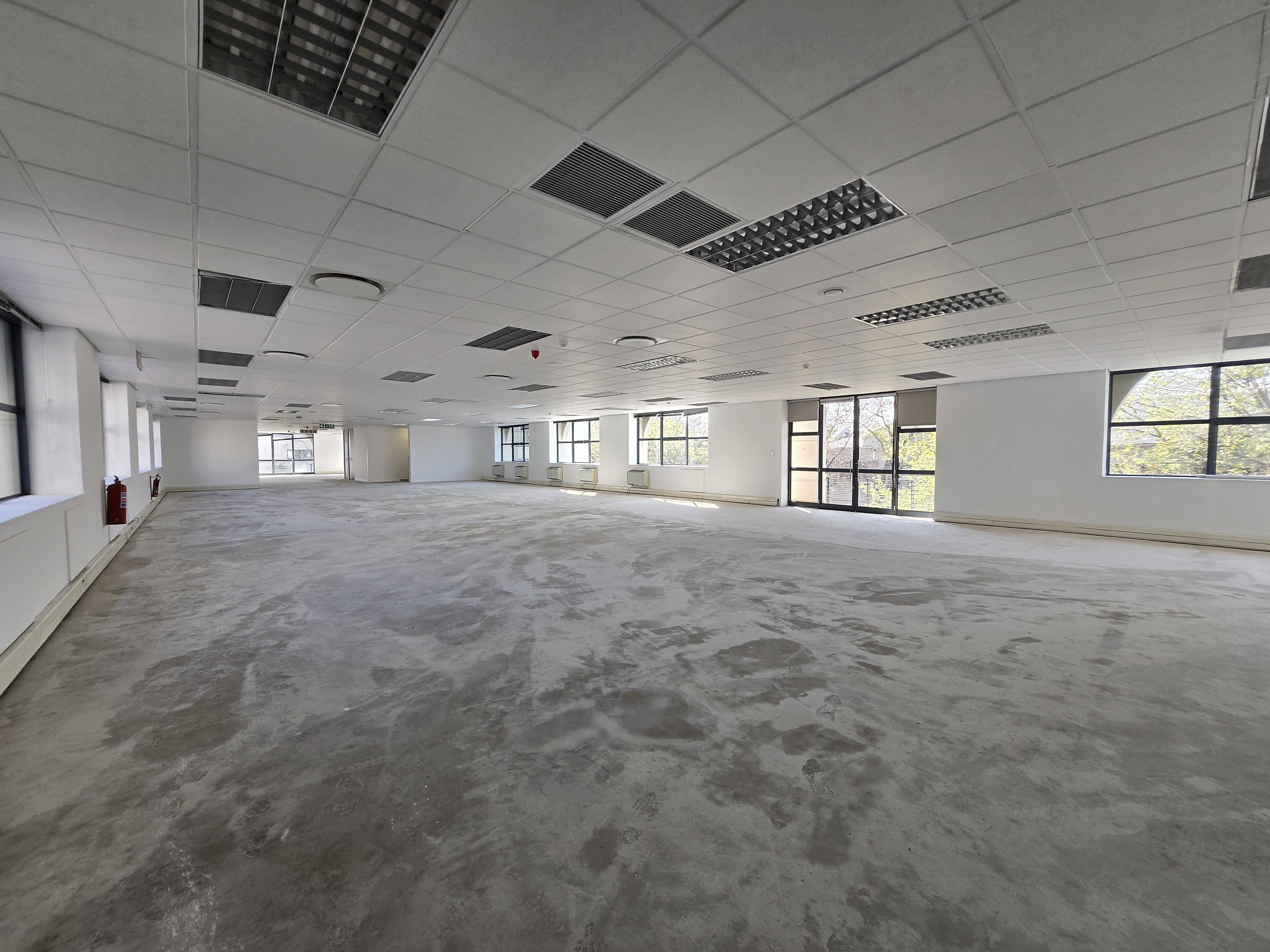 7 259m² Office Space to rent at 17 Fricker Road Illovo in Illovo