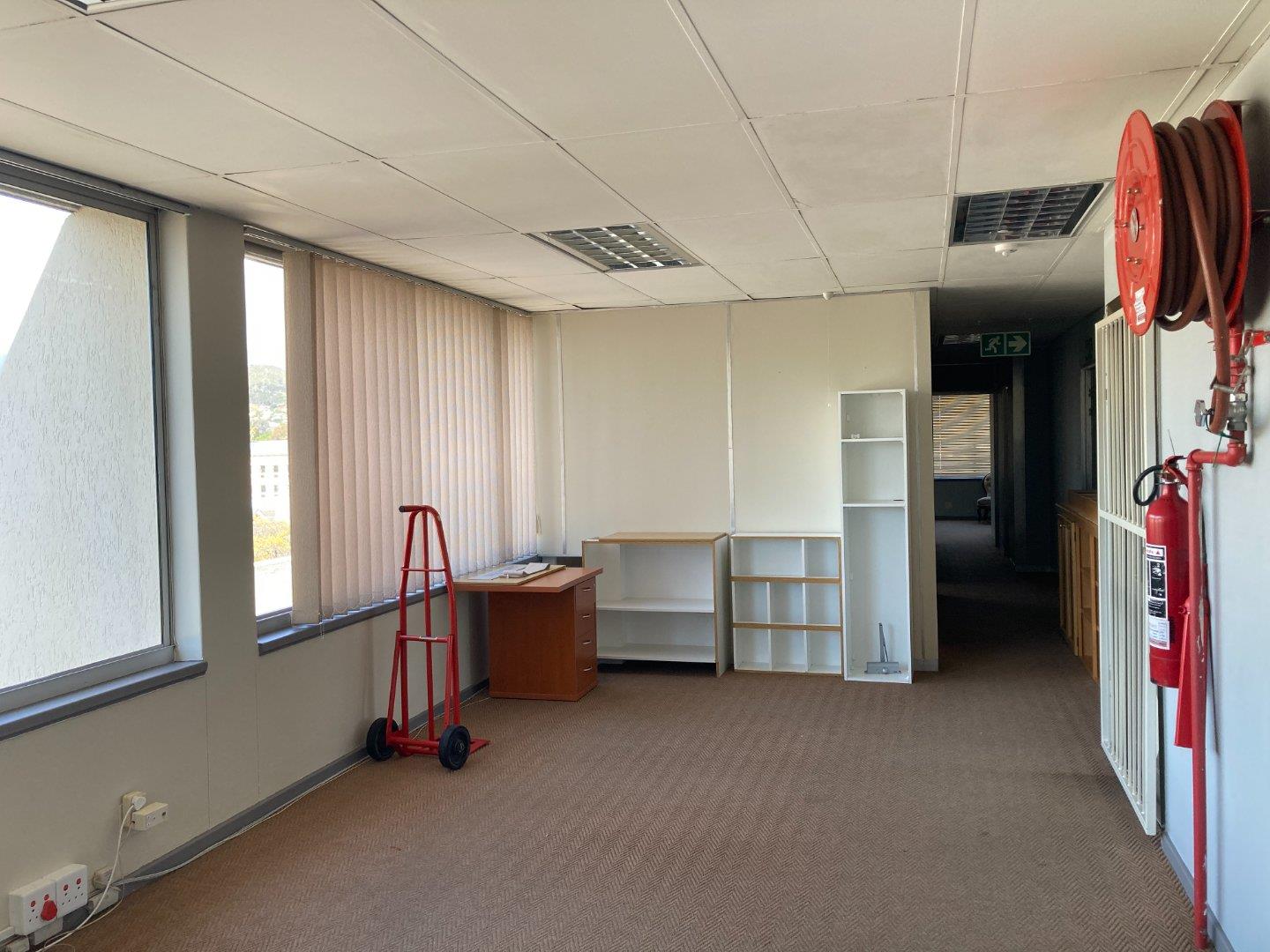 195m² Office Space to rent at Somerset Centre in Somerset West Central