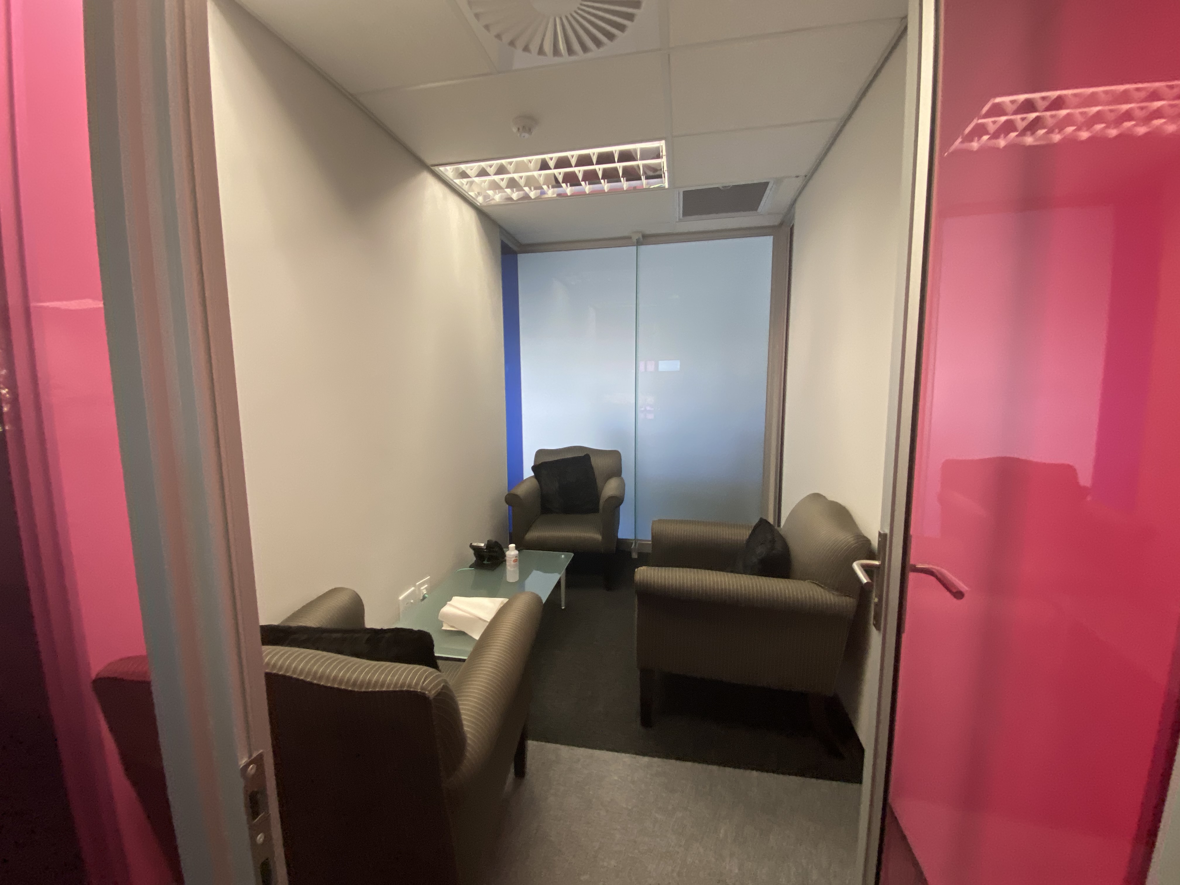 963m² Office Space to rent at 18 Skeen Boulevard in Bedfordview