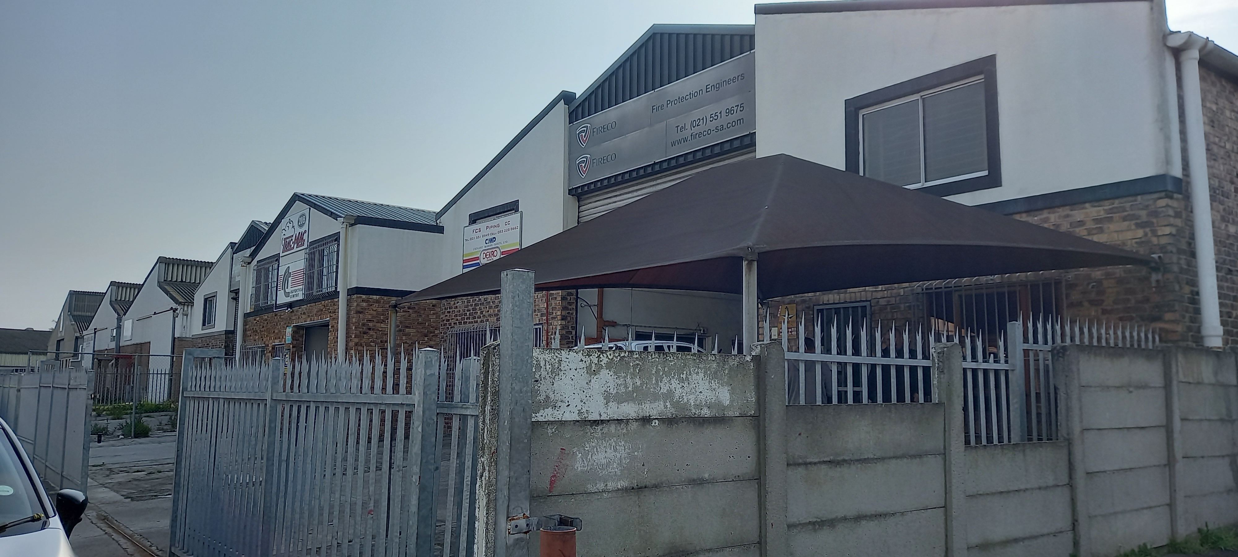 586m² Warehouse to rent at 20 4th Street - Montague Gardens in Montague Gardens