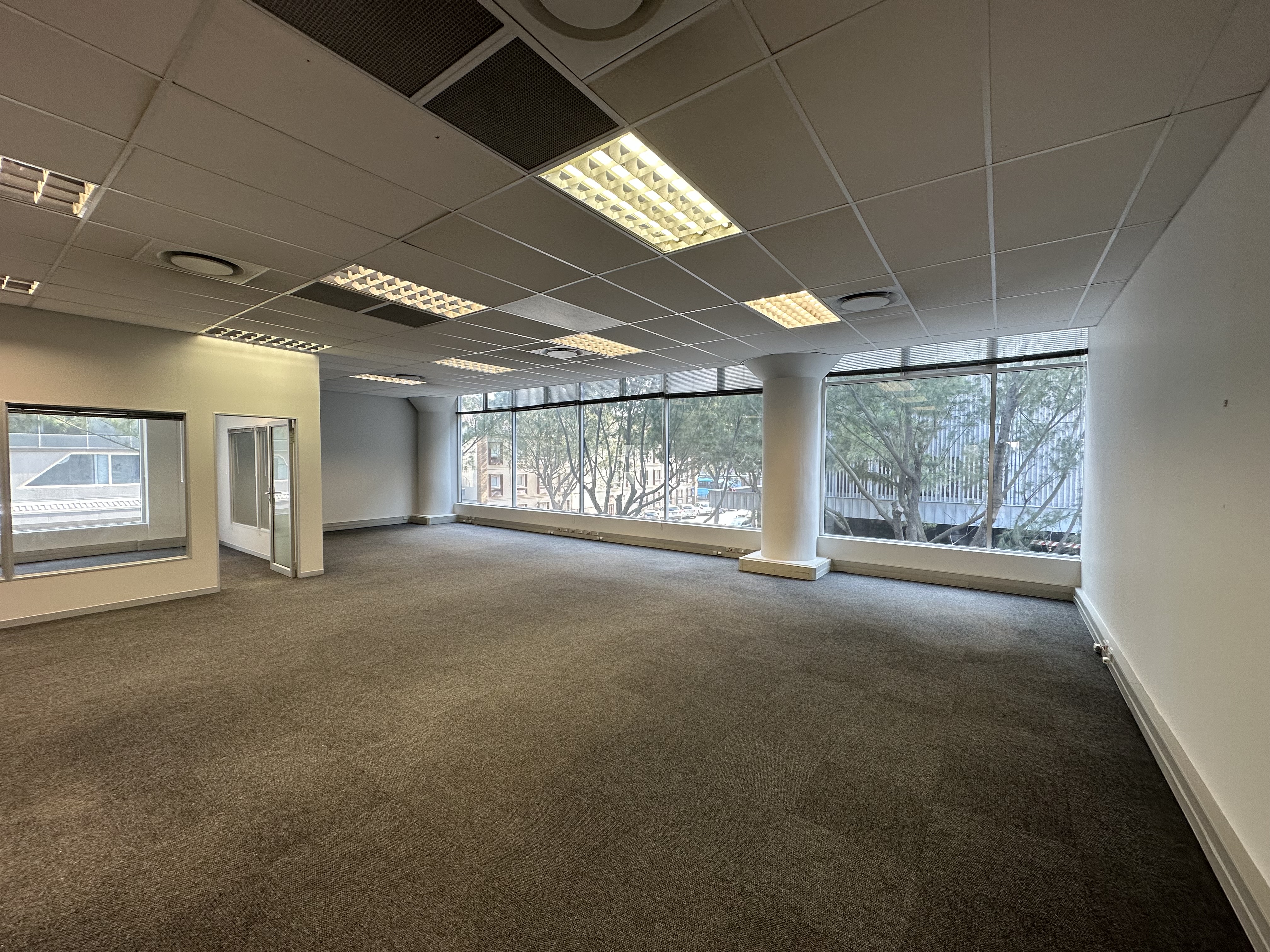 279m² Office Space to rent at 31 Martin Hammerschlag in Foreshore