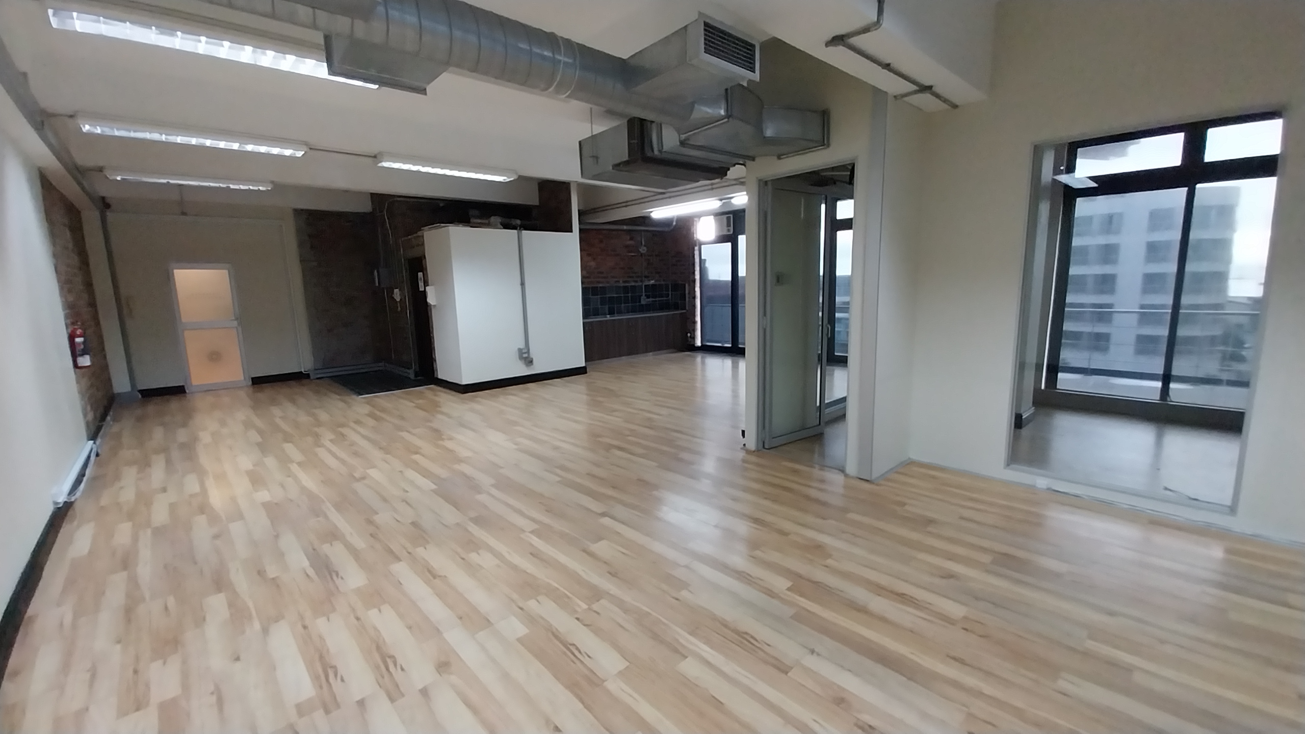 124m² Office Space to rent at 4 Loop Street in Cape Town CBD