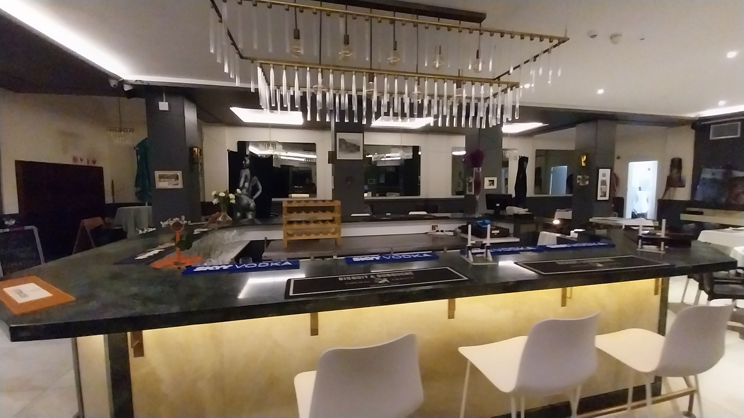 Retail Shops to rent at 40 Burg Street in Cape Town CBD