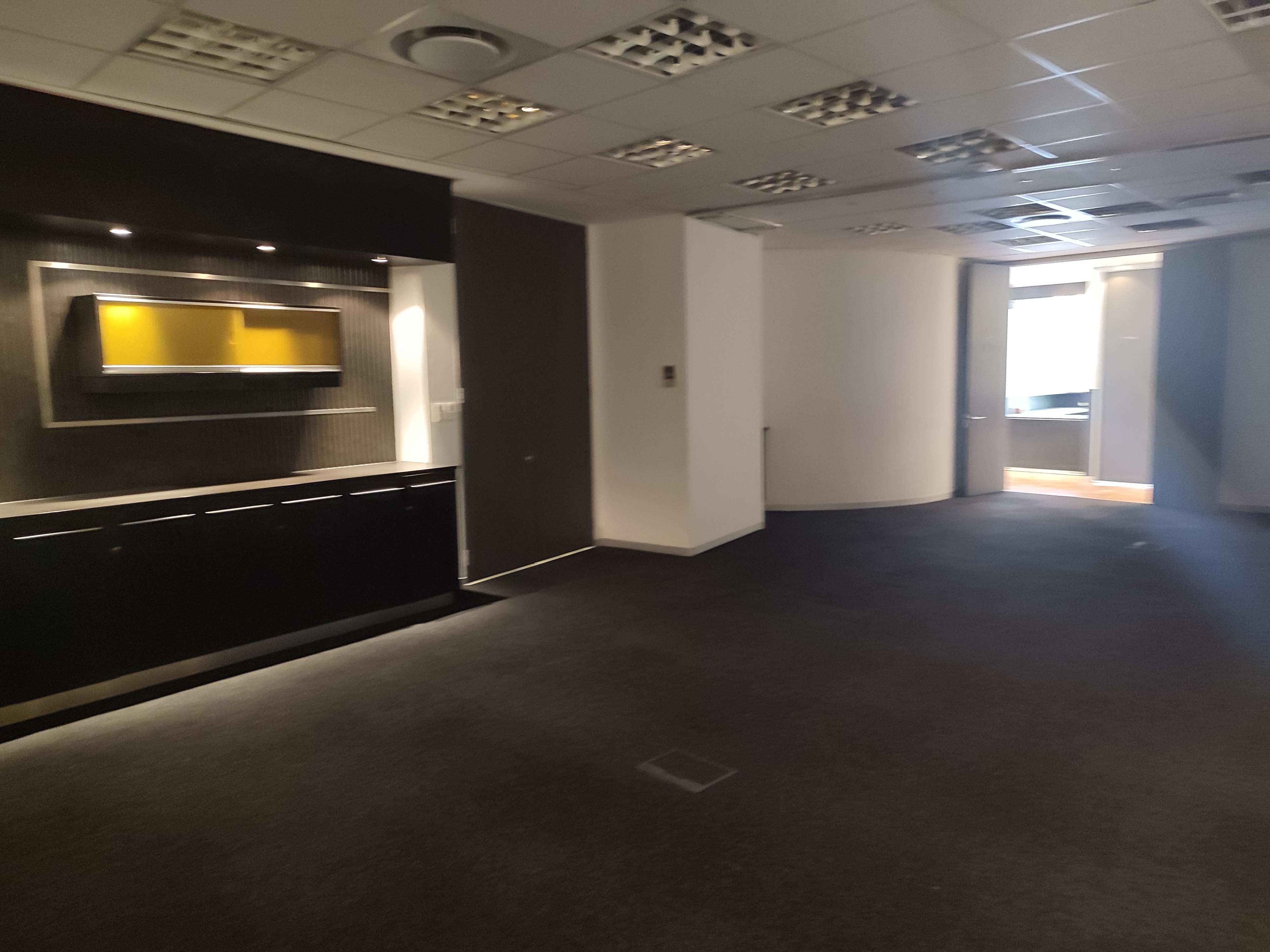657m² Office Space to rent at 52 Loop Street in Cape Town CBD