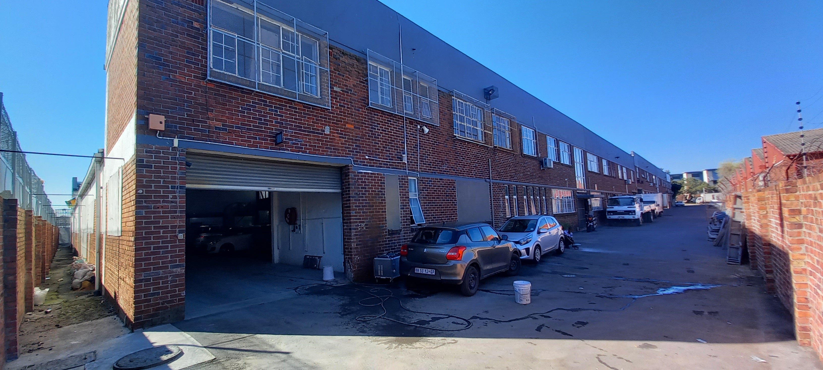 Warehouse to rent at 68 Industria Ring Road - Parow in Parow Industria