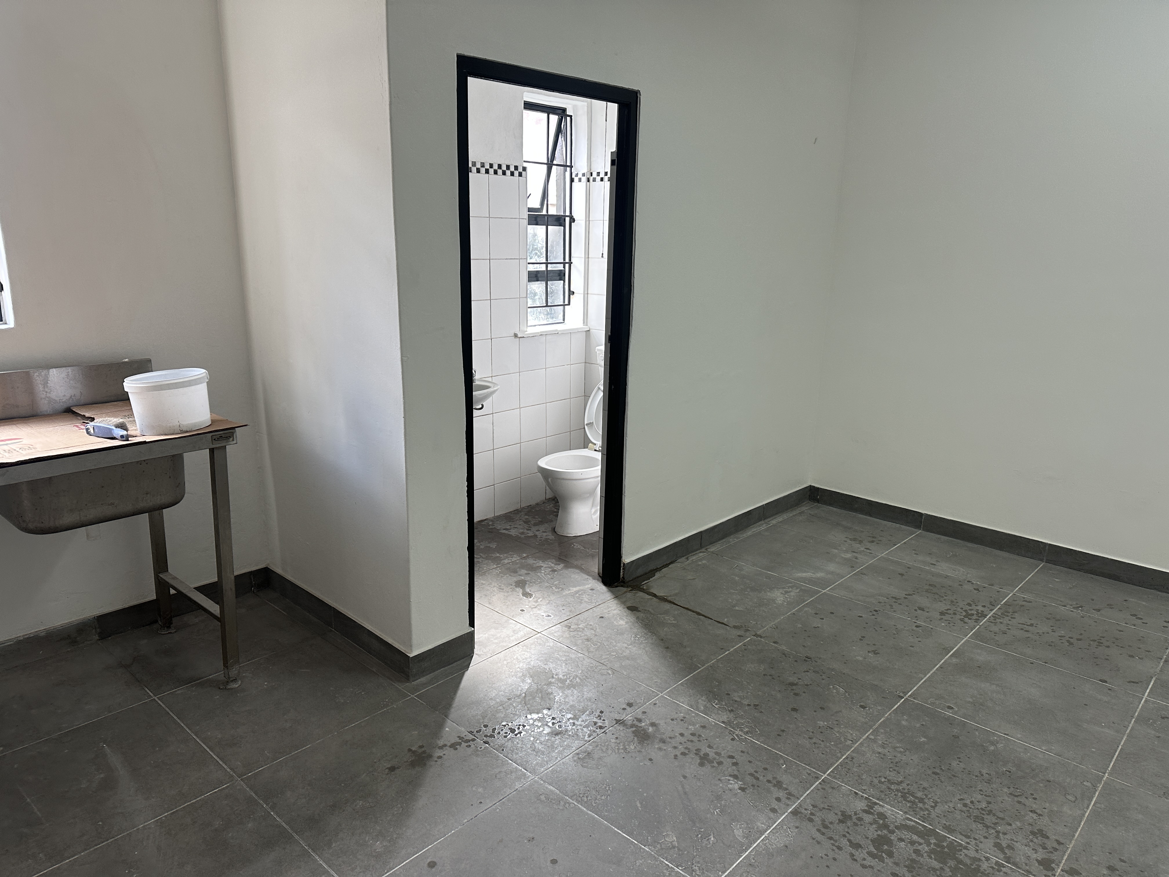 107m² Office Space to rent at 9 Yew Street - Salt River in Salt River