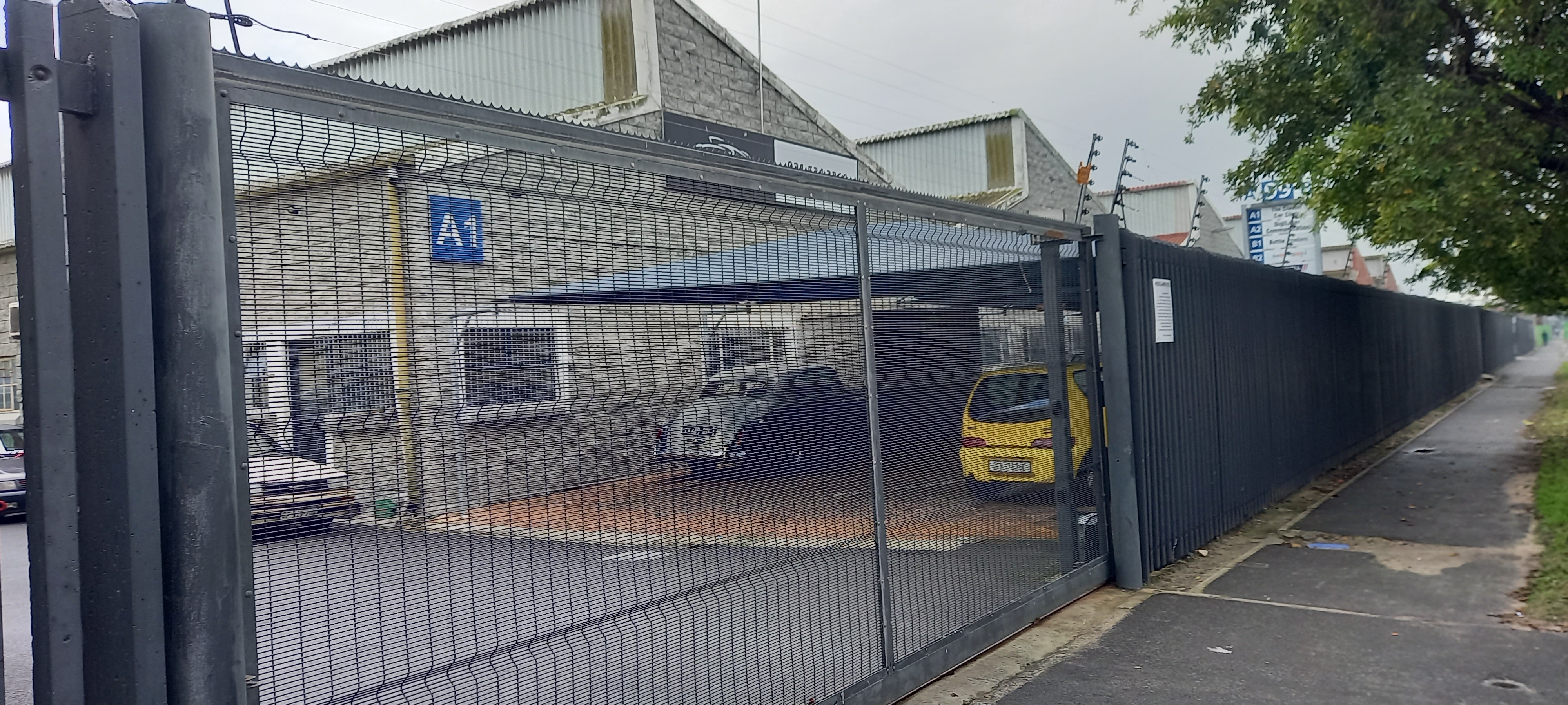 1 382m² Warehouse to rent at 99 Bofors Circle in Epping Industrial