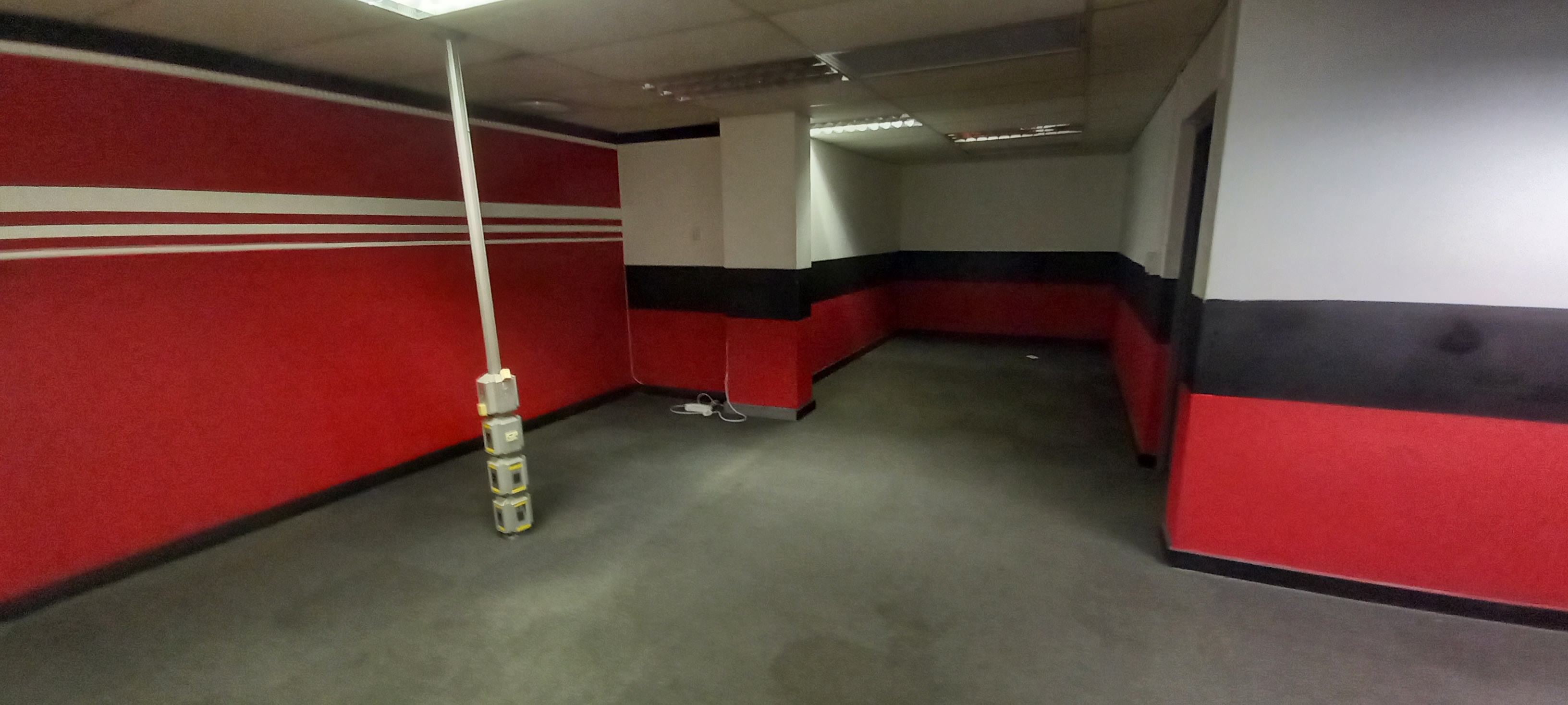 642m² Office Space to rent at ABSA BUILDING - WYNBERG in Wynberg