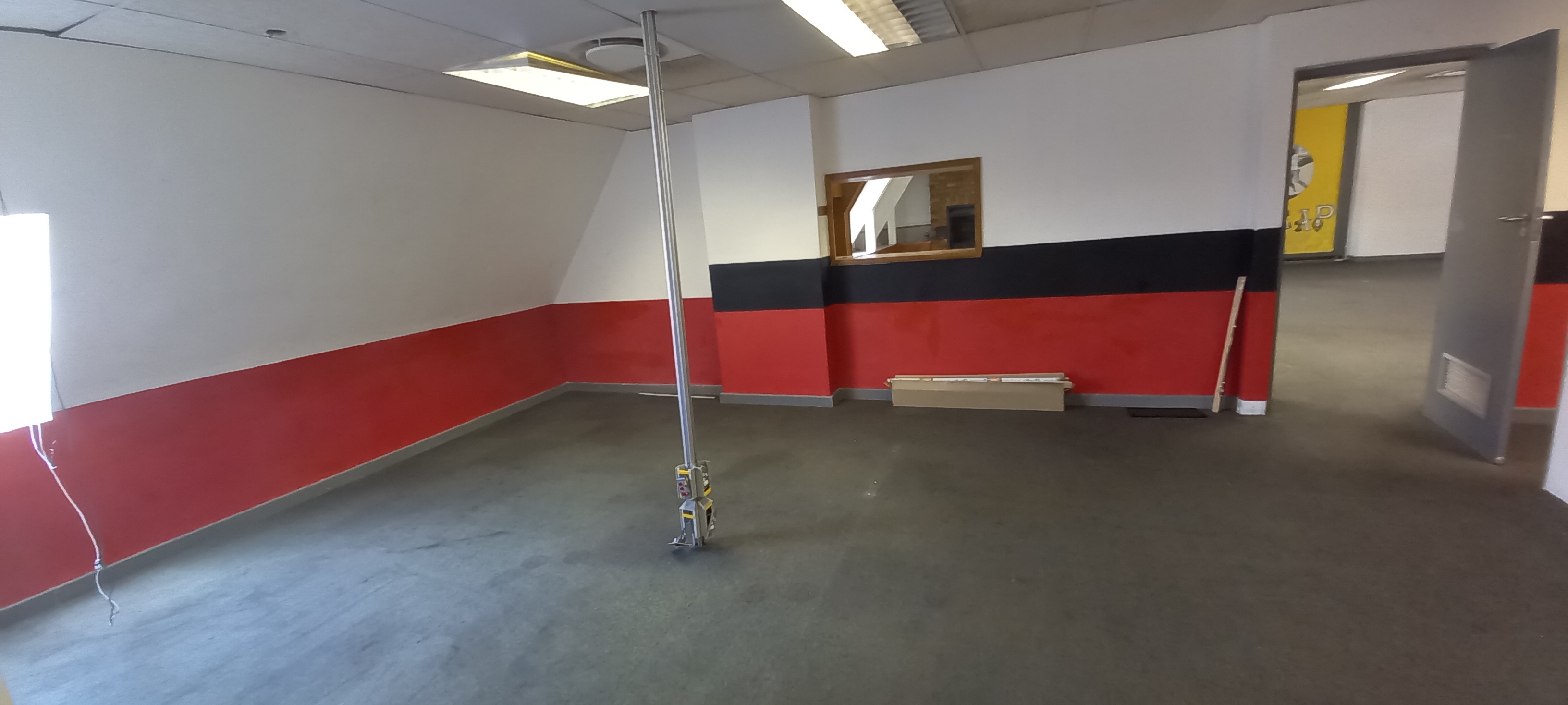 642m² Office Space to rent at ABSA BUILDING - WYNBERG in Wynberg