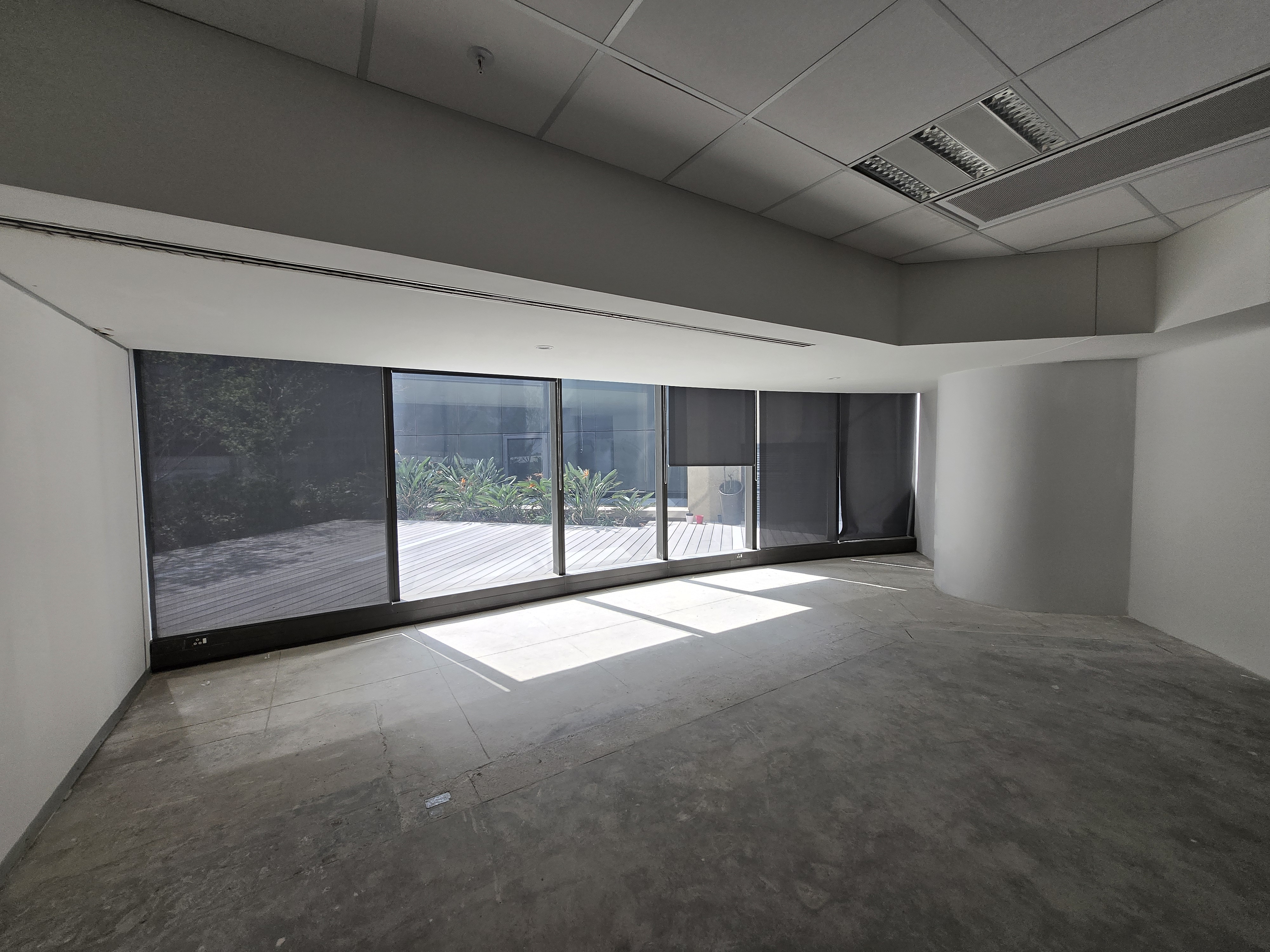 357m² Office Space to rent at Atrium on 5th in Sandton Central