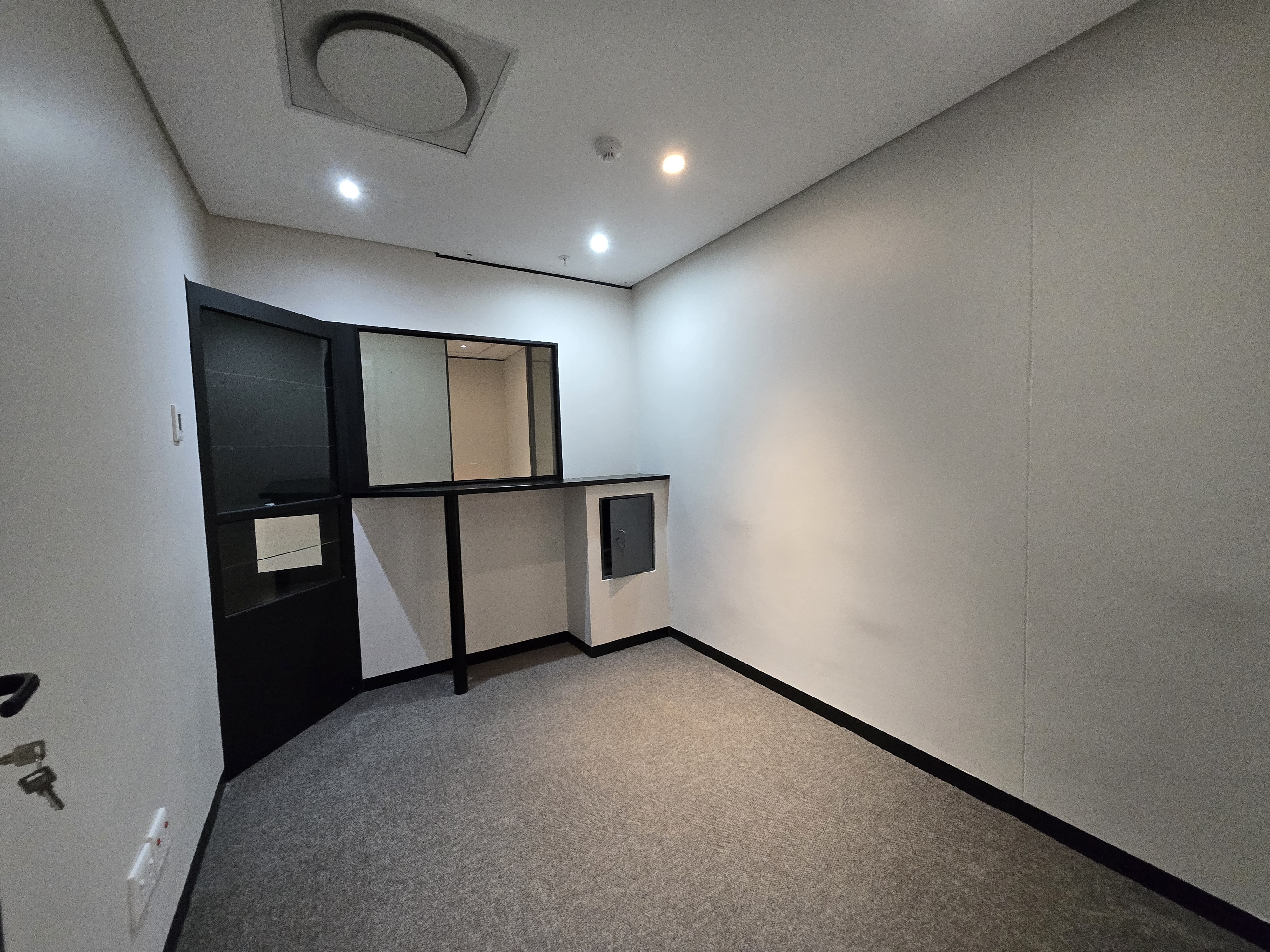 1 039m² Office Space to rent at Atrium on 5th in Sandton Central