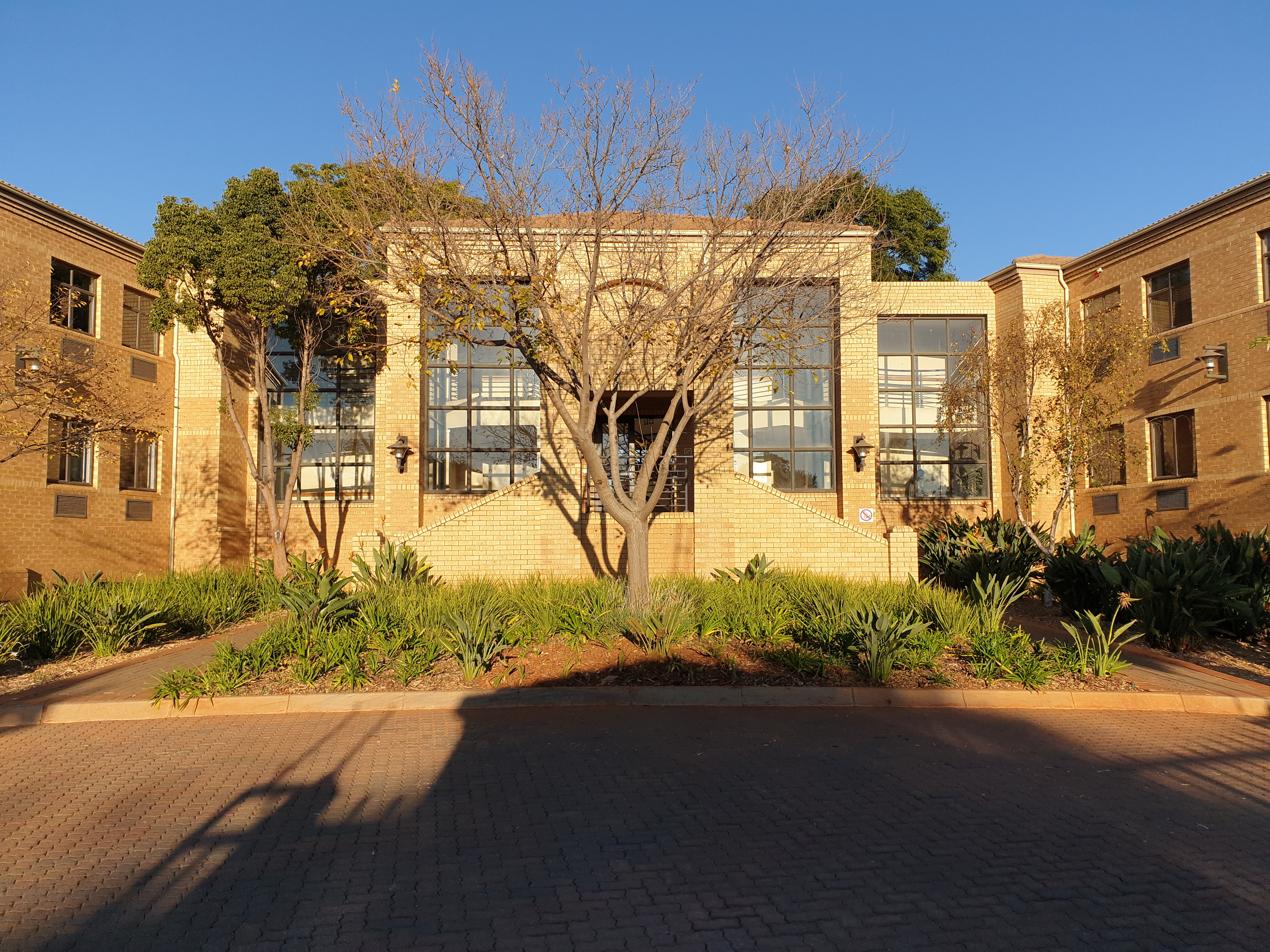 118m² Office Space to rent at Atterbury Court in Faerie Glen