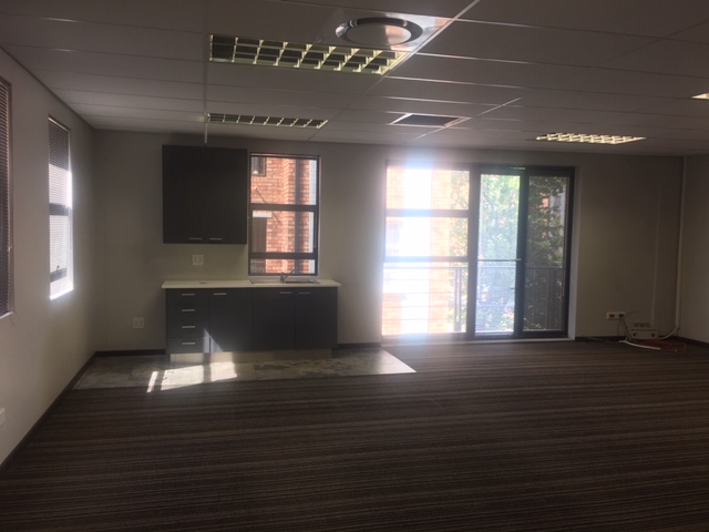 167m² Office Space to rent at Baobab Office Park in Randpark Ridge