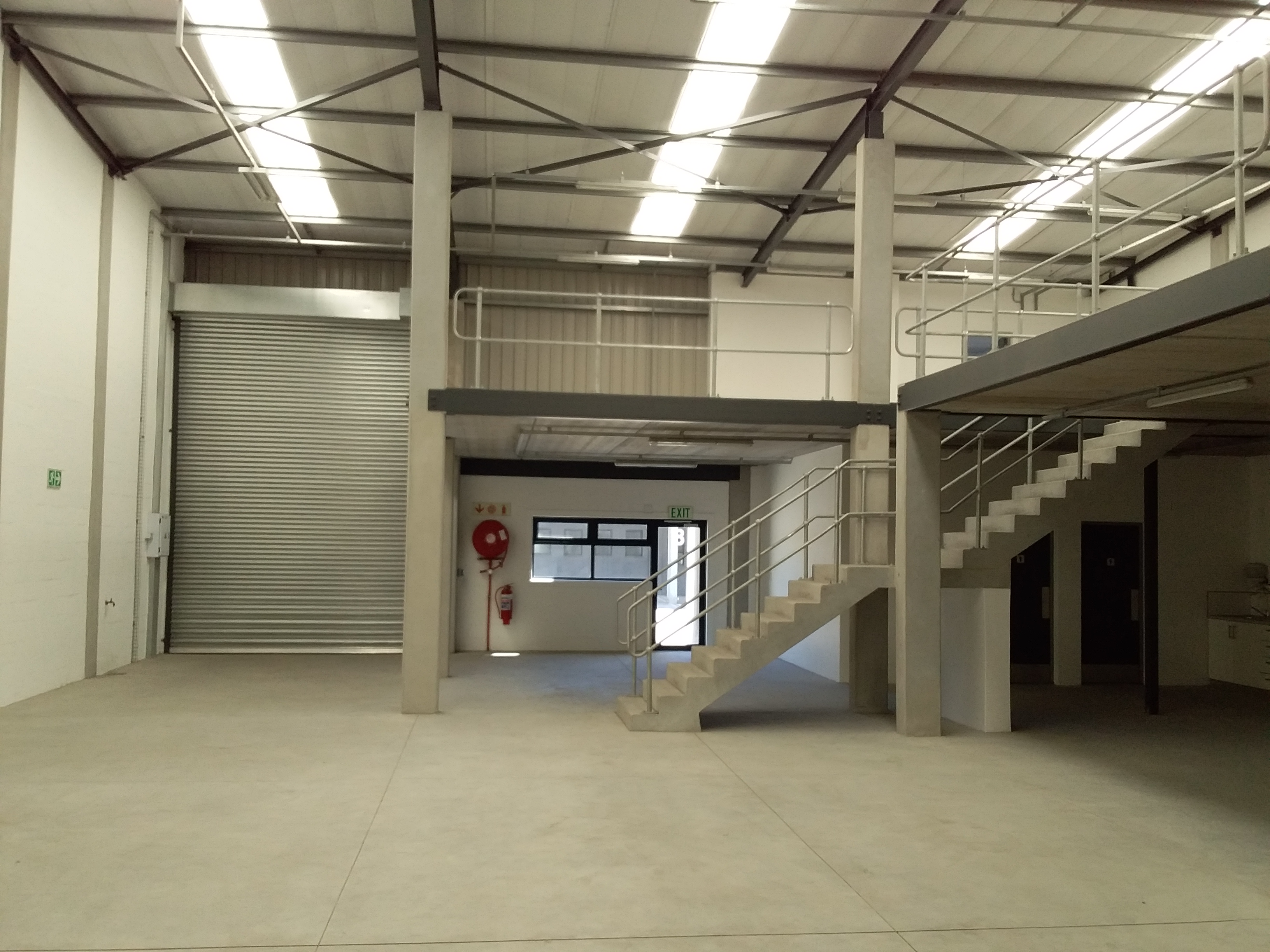 Warehouse to rent at Bellray Business Park in Stikland