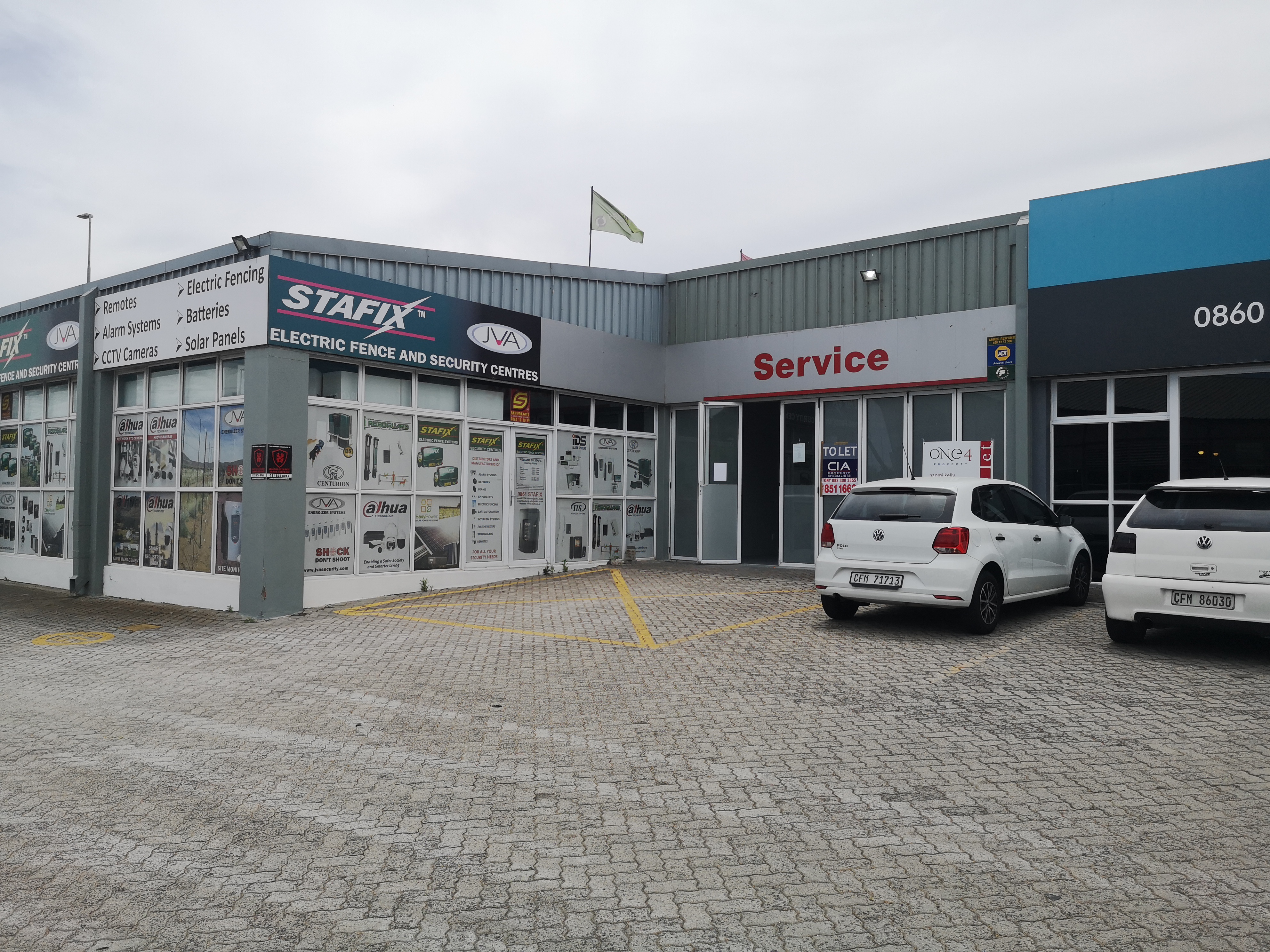 Retail Shops to rent at Broadway Auto Centre in Somerset West