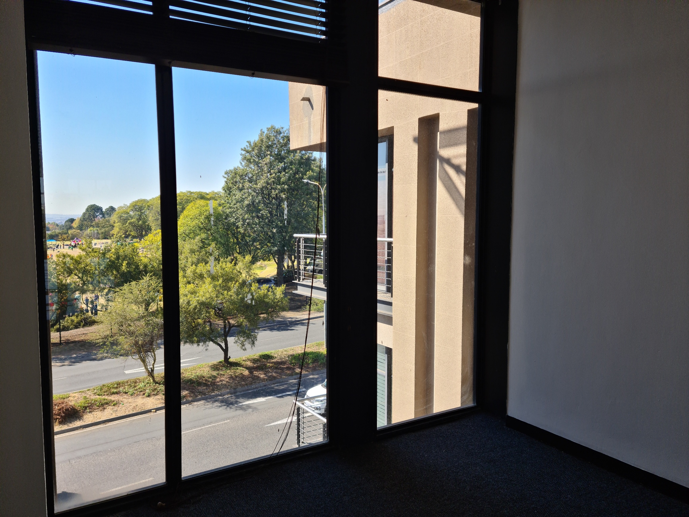 487m² Office Space to rent at Commerce Square in Sandhurst