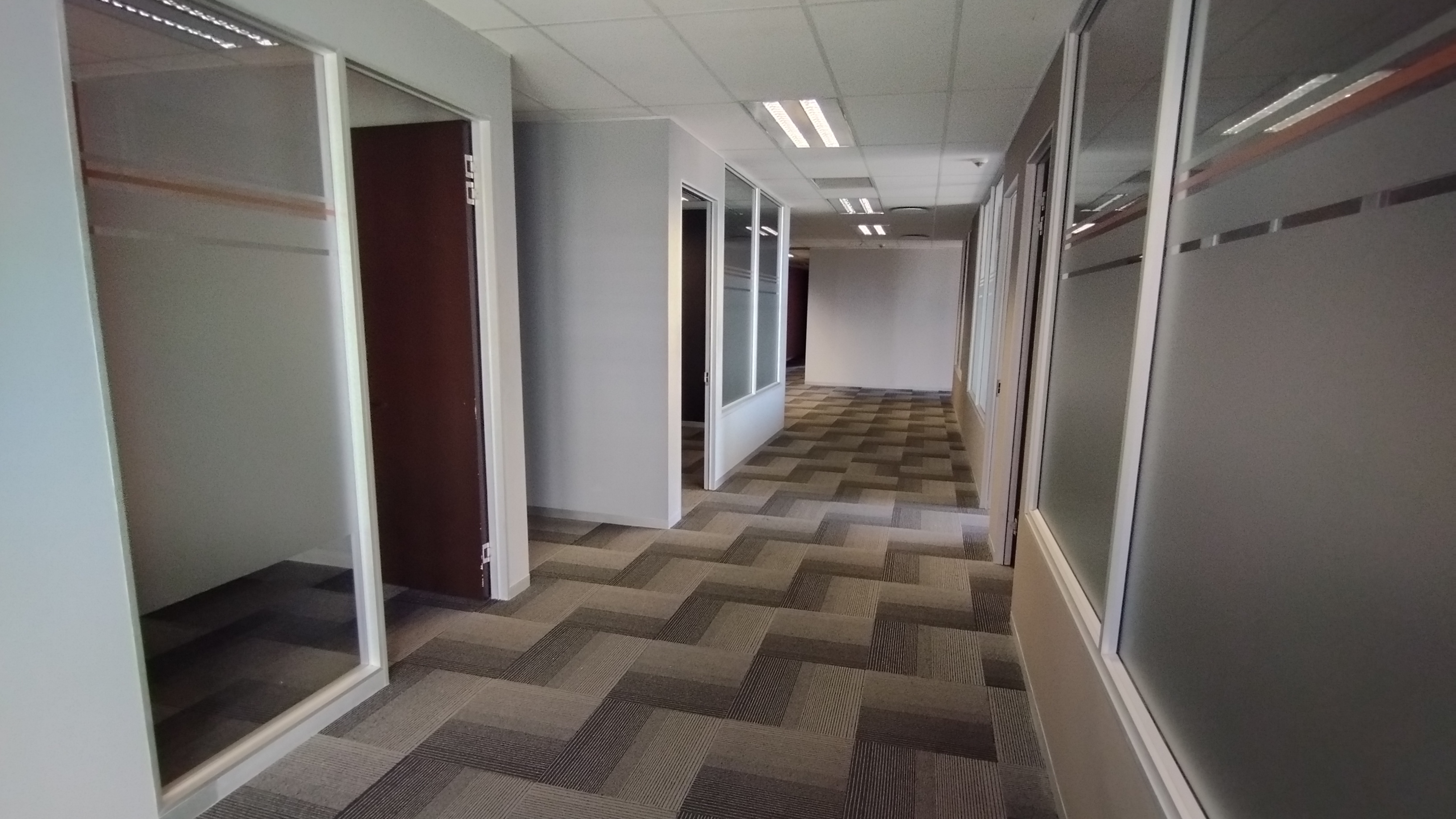 Office Space to rent at Corobay Corner in Menlyn