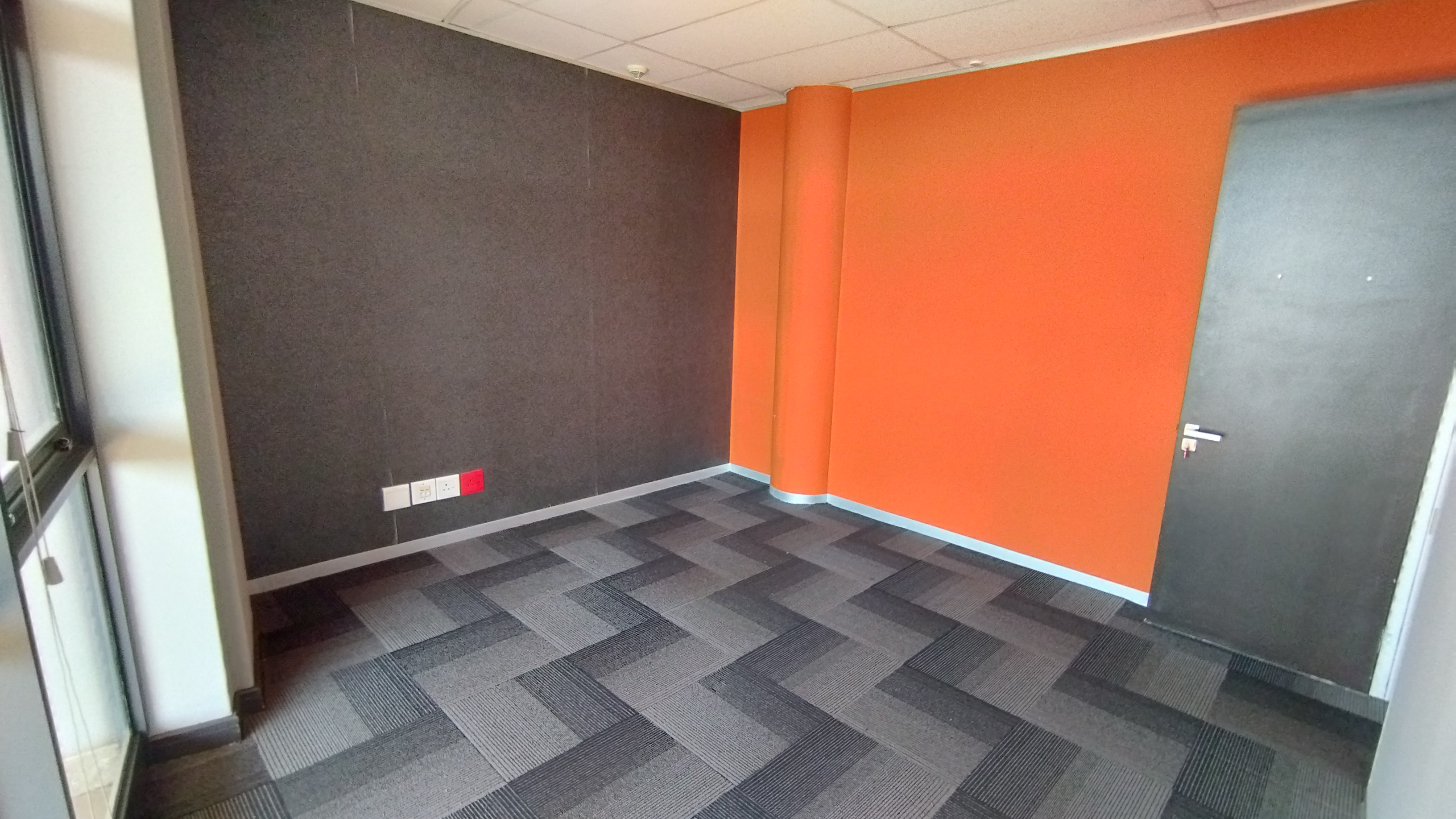 Office Space to rent at Corobay Corner in Menlyn