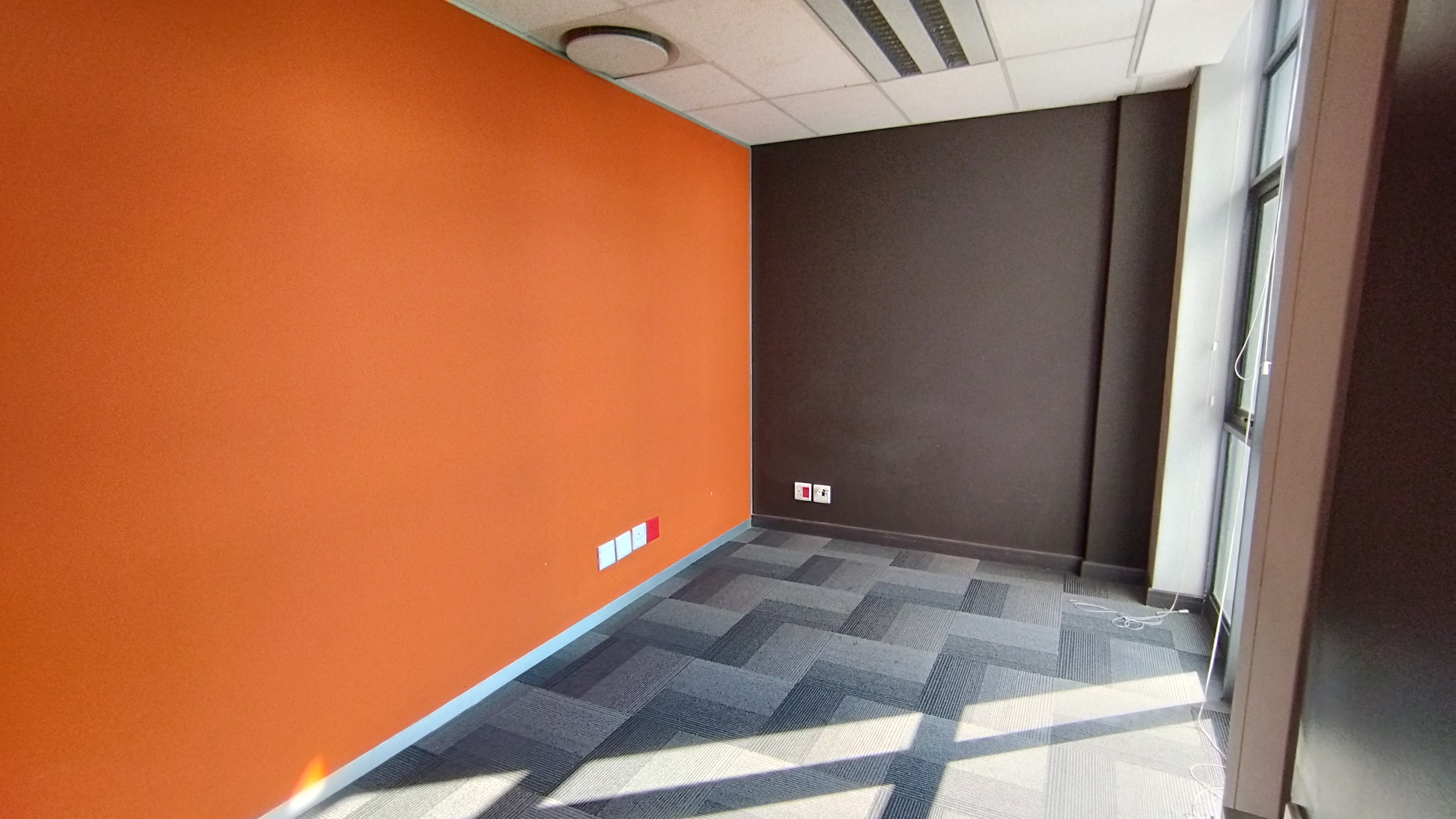Office Space to rent at Corobay Corner in Menlyn