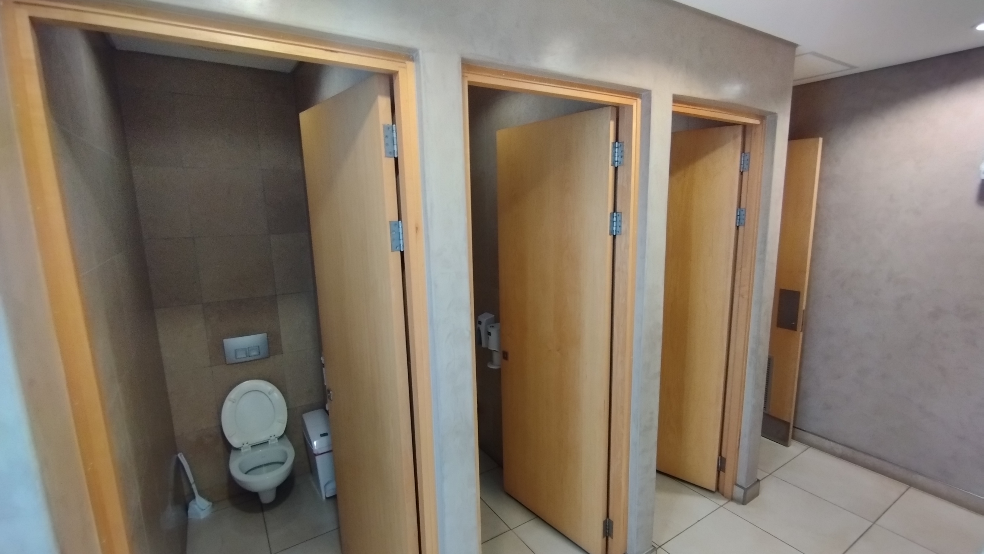 Office Space to rent at Corobay Corner in Menlyn