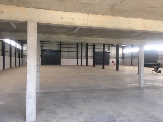 3 246m² Warehouse to rent at Cosmo Business Park in Kya Sand