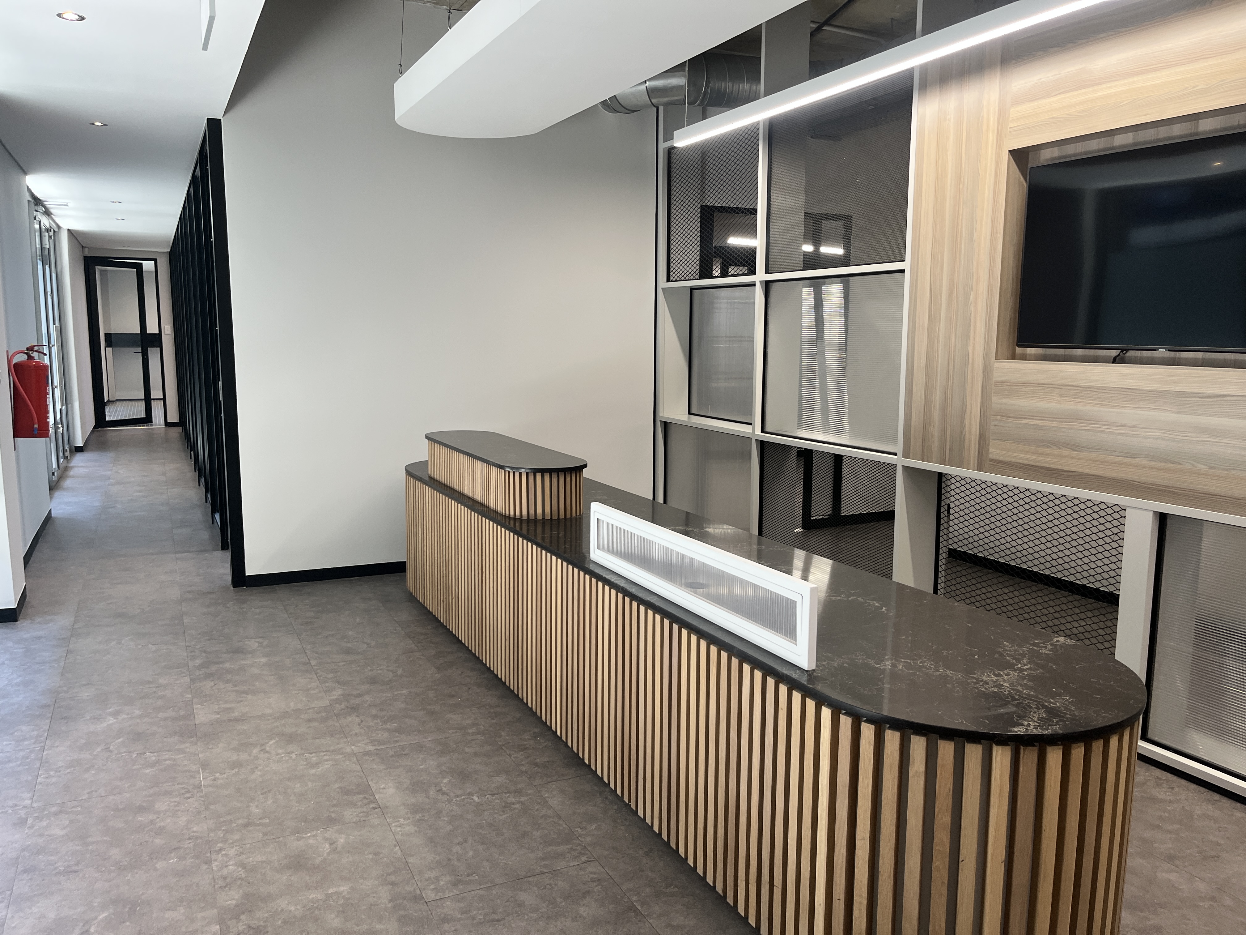428m² Office Space to rent at Design Quarter Retail Offices in Fourways