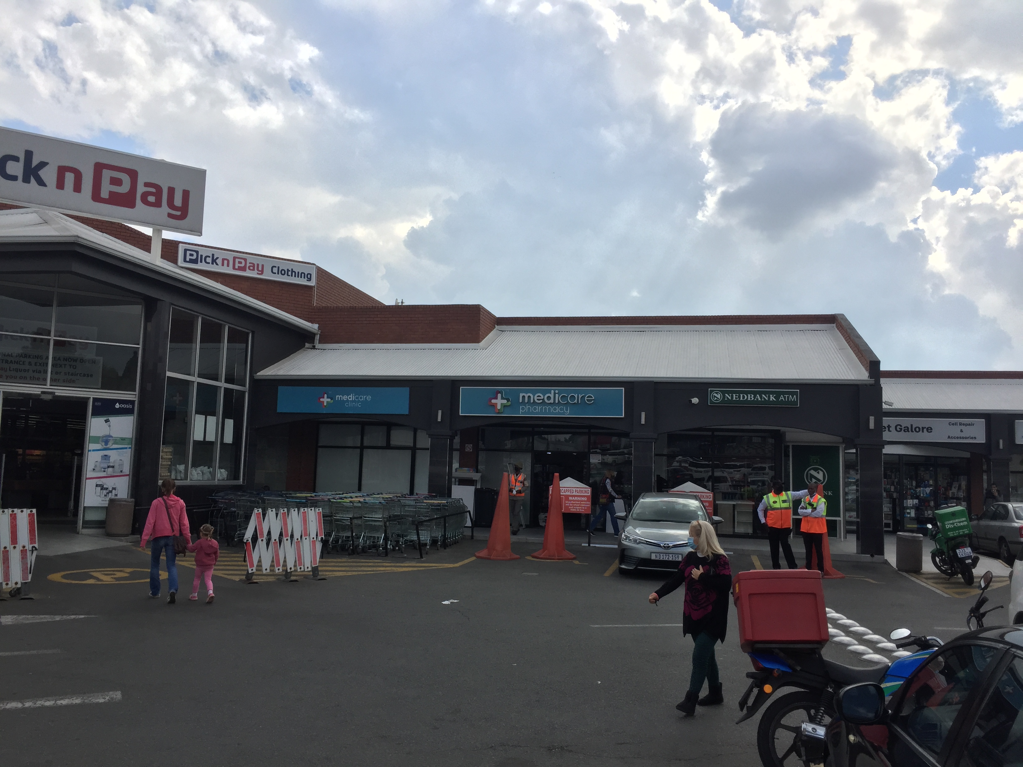 Retail Shops to rent at Douglasdale Shopping Centre in Douglasdale