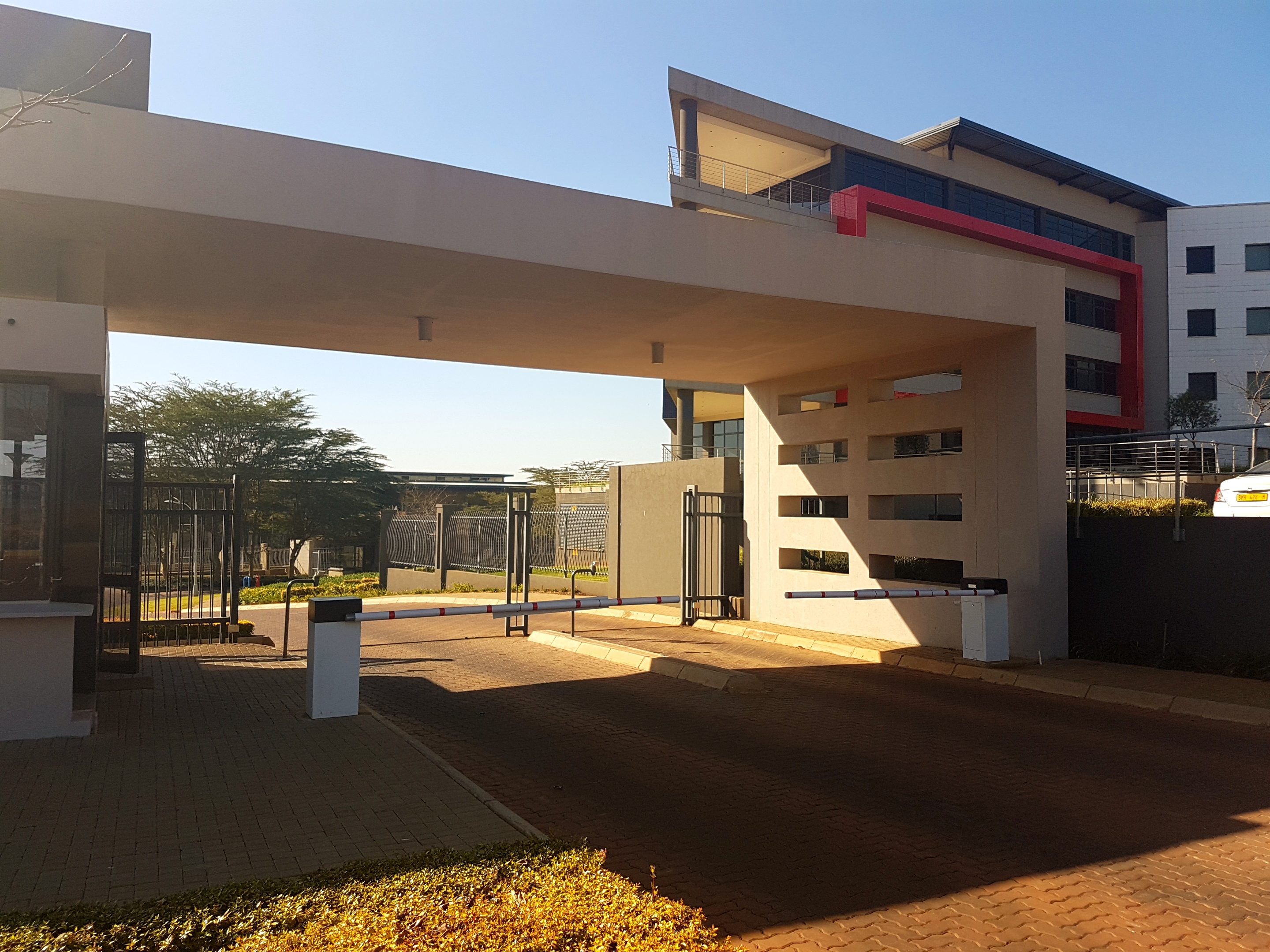 178m² Office Space to rent at Eco Glades 1 in Highveld