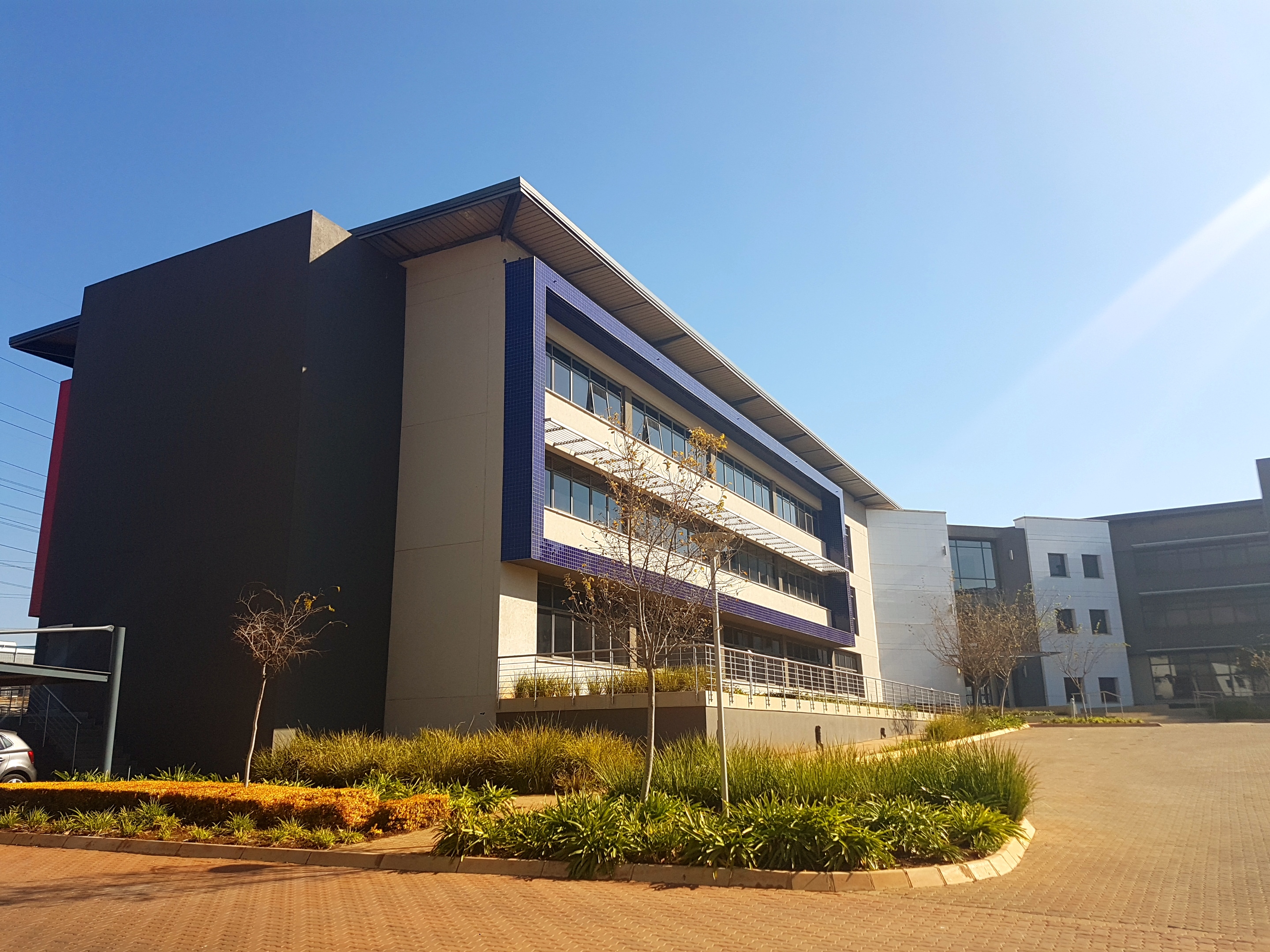 178m² Office Space to rent at Eco Glades 1 in Highveld