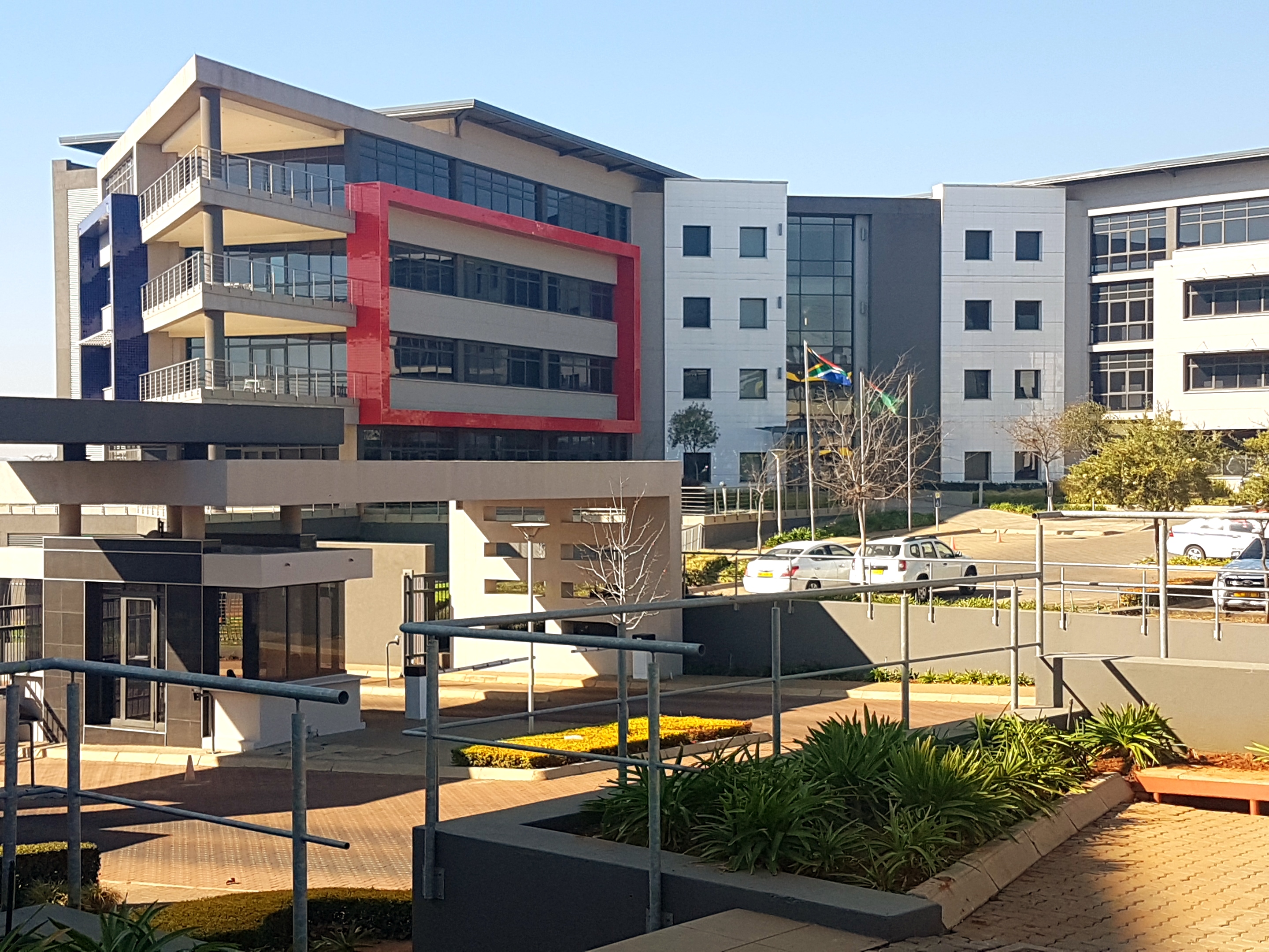 178m² Office Space to rent at Eco Glades 1 in Highveld