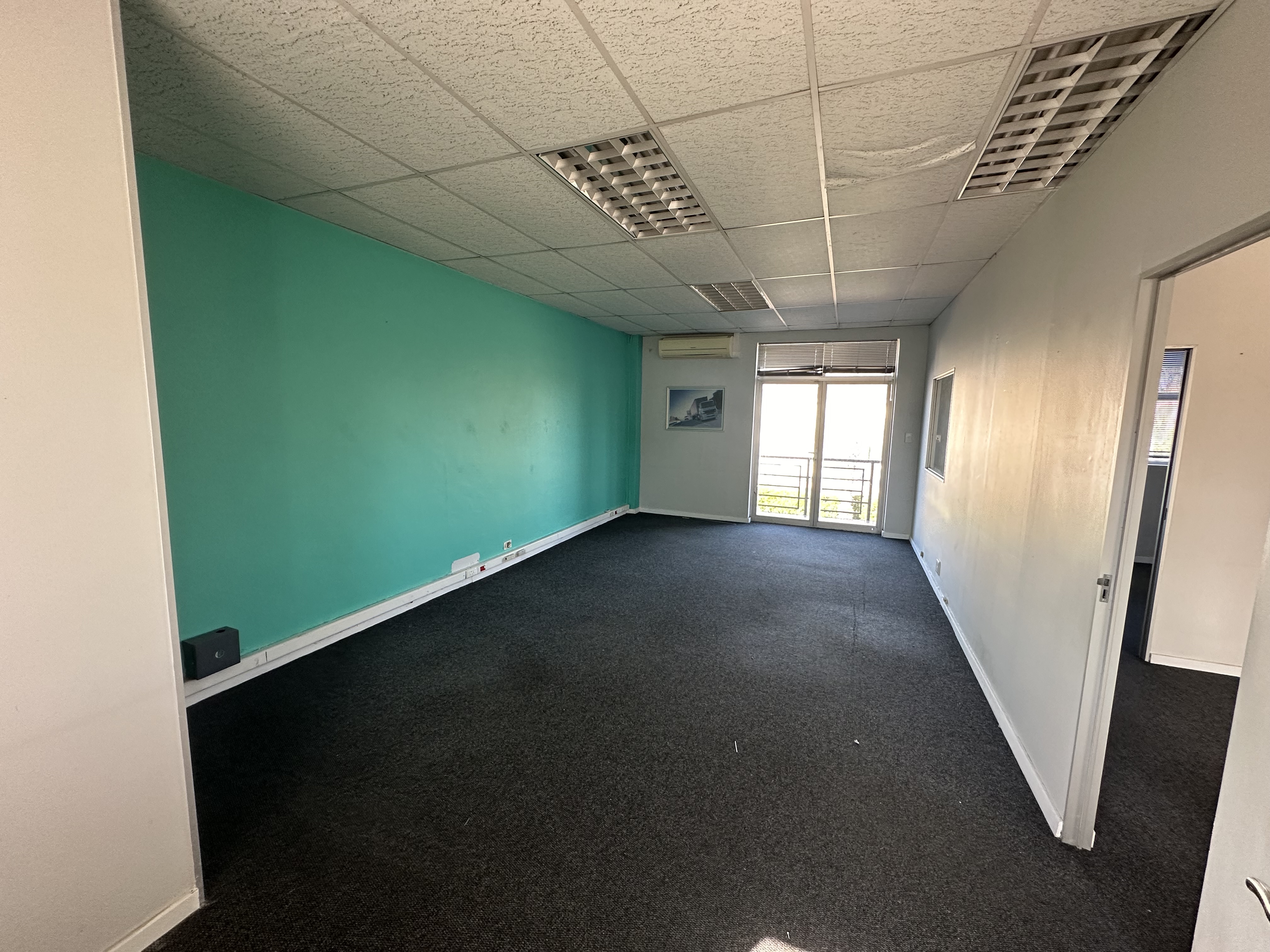 100m² Office Space to rent at Frazzitta Business Park - Milnerton in Marconi Beam