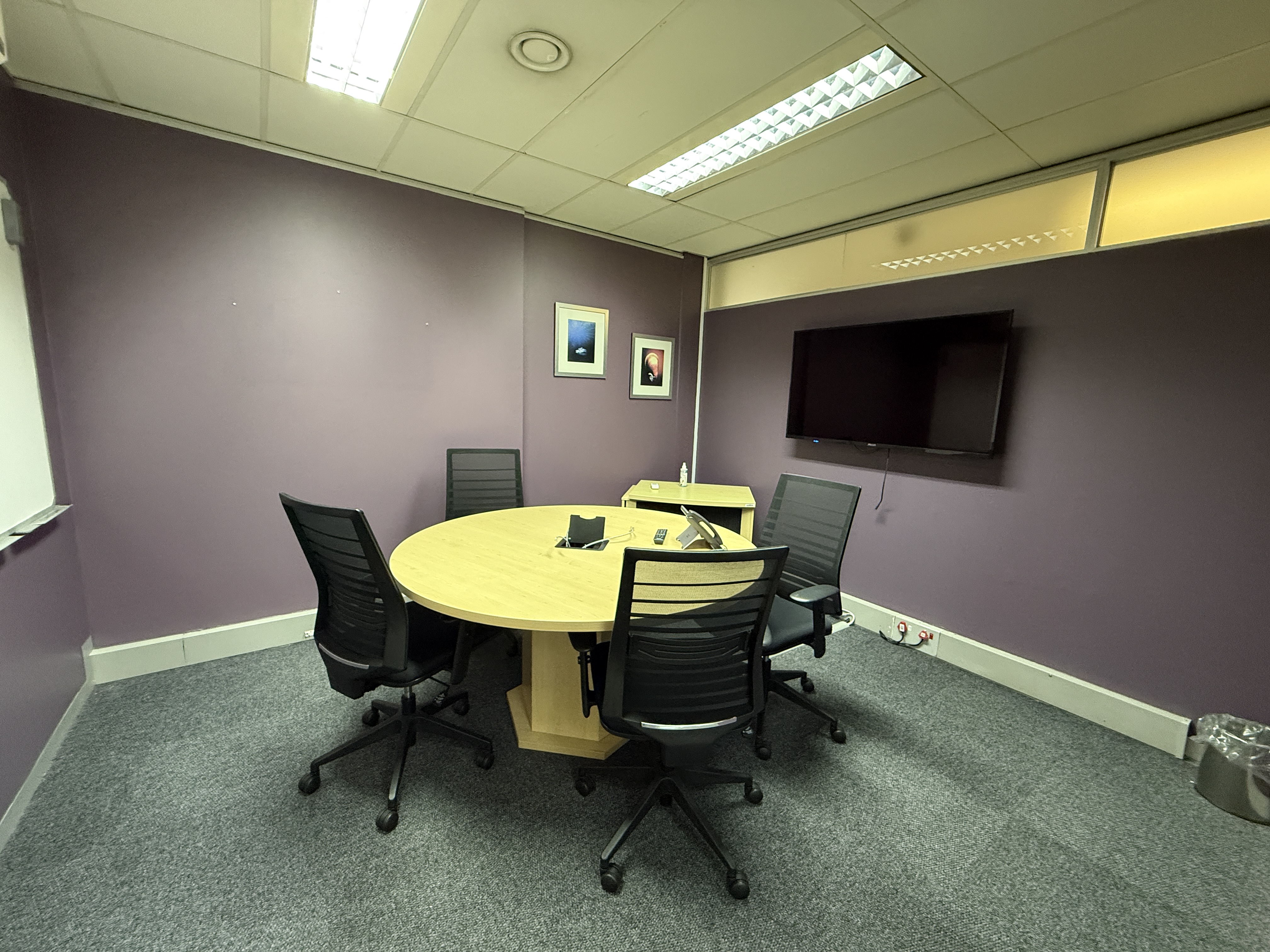 1 250m² Office Space to rent at Golf Park in Mowbray