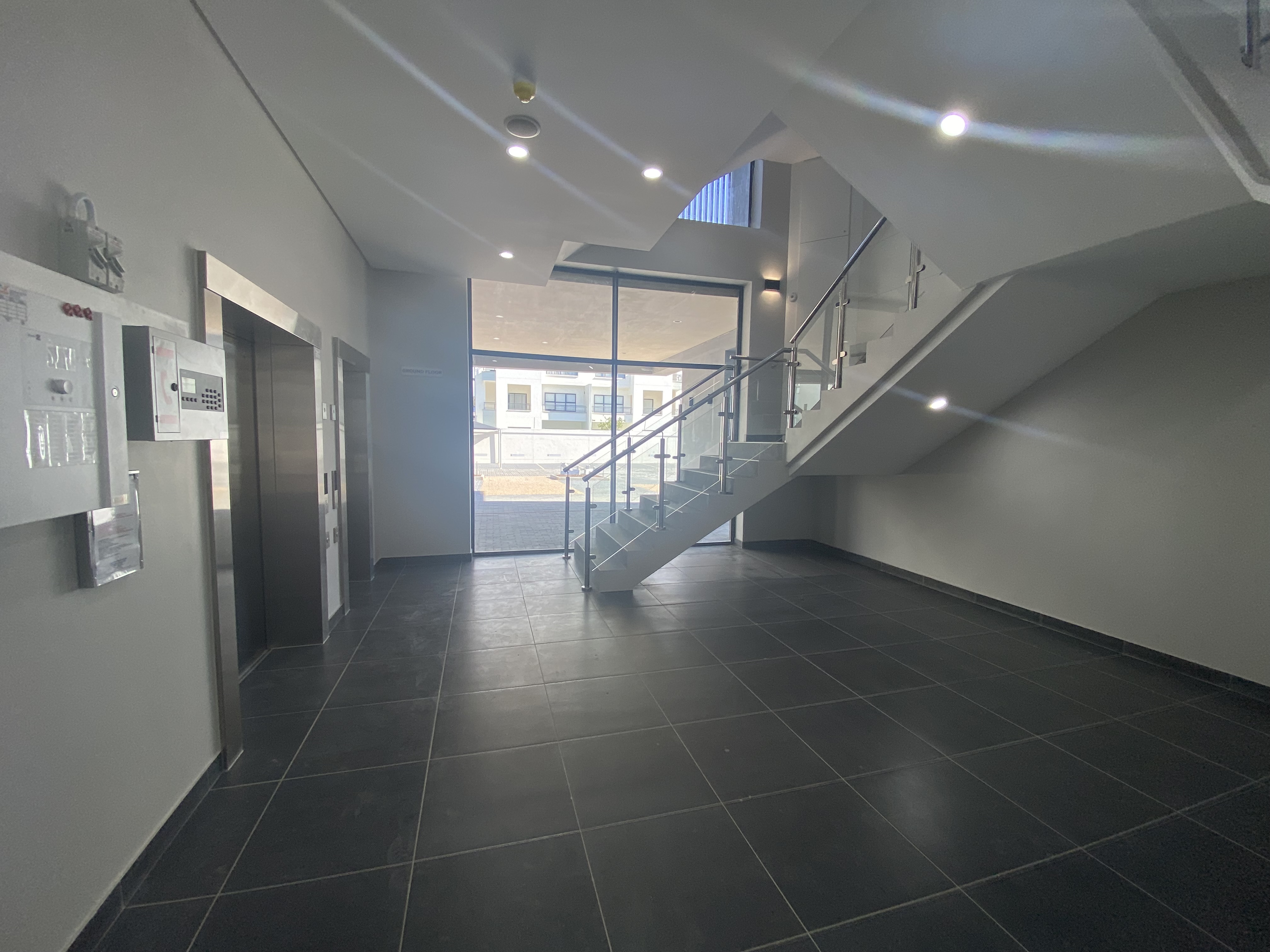 159m² Office Space to rent at Halo Medical Suites Paardevlei in Paardevlei