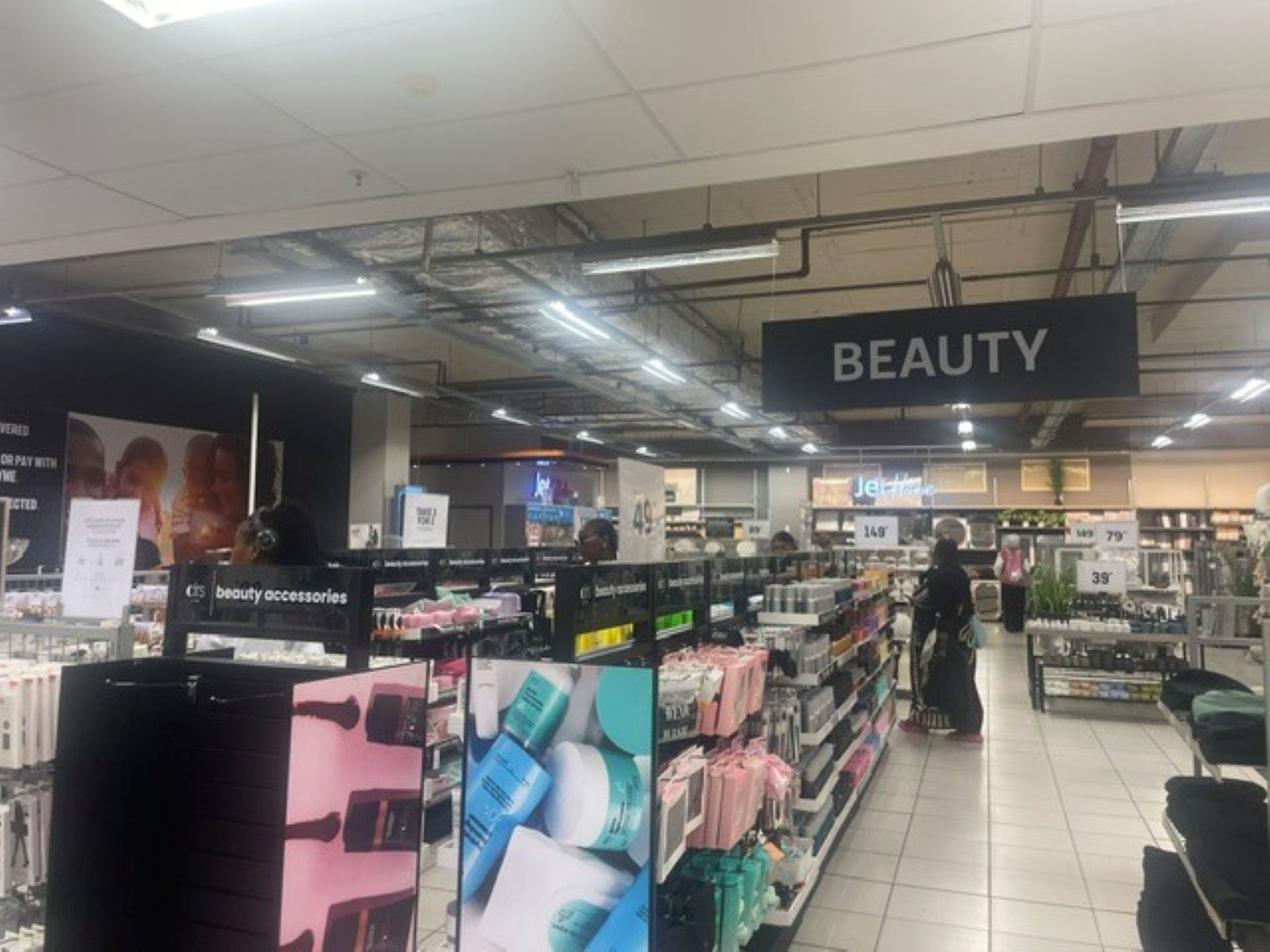 2 203m² Retail Shops to rent at JET Wynberg in Wynberg
