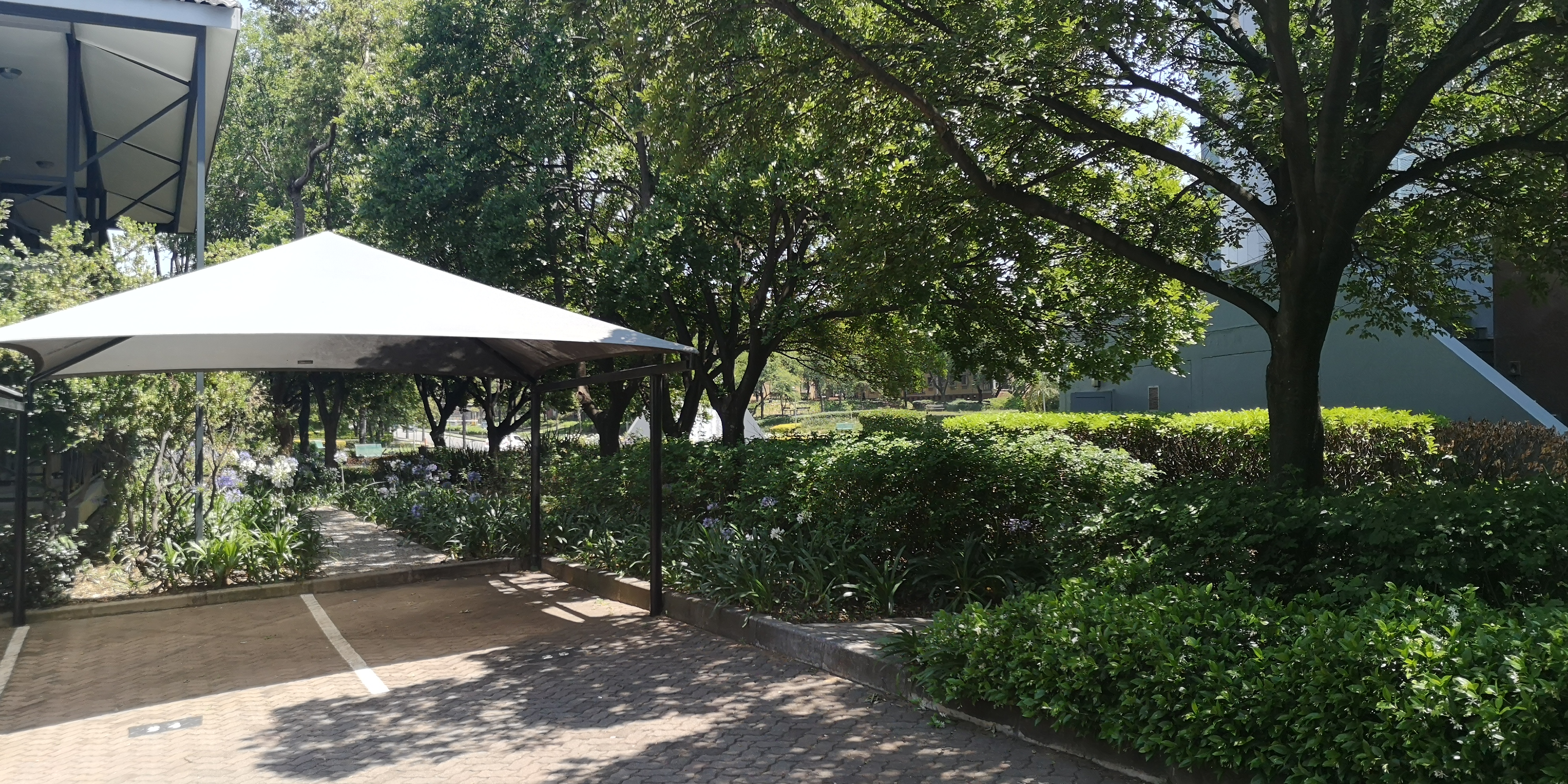 254m² Office Space to rent at Lone Creek in Midrand