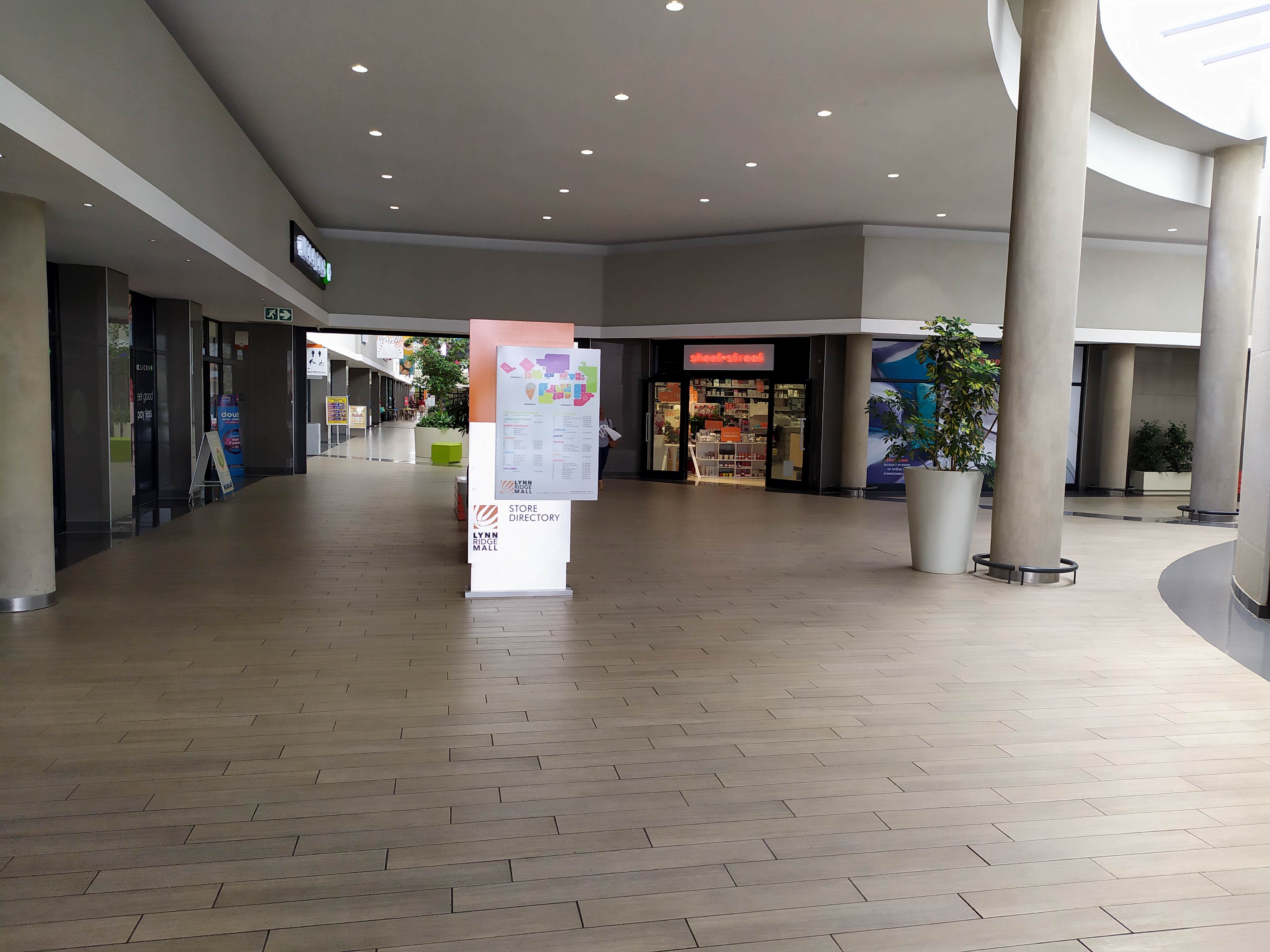 Retail Shops to rent at Lynnridge Mall in Lynnwood
