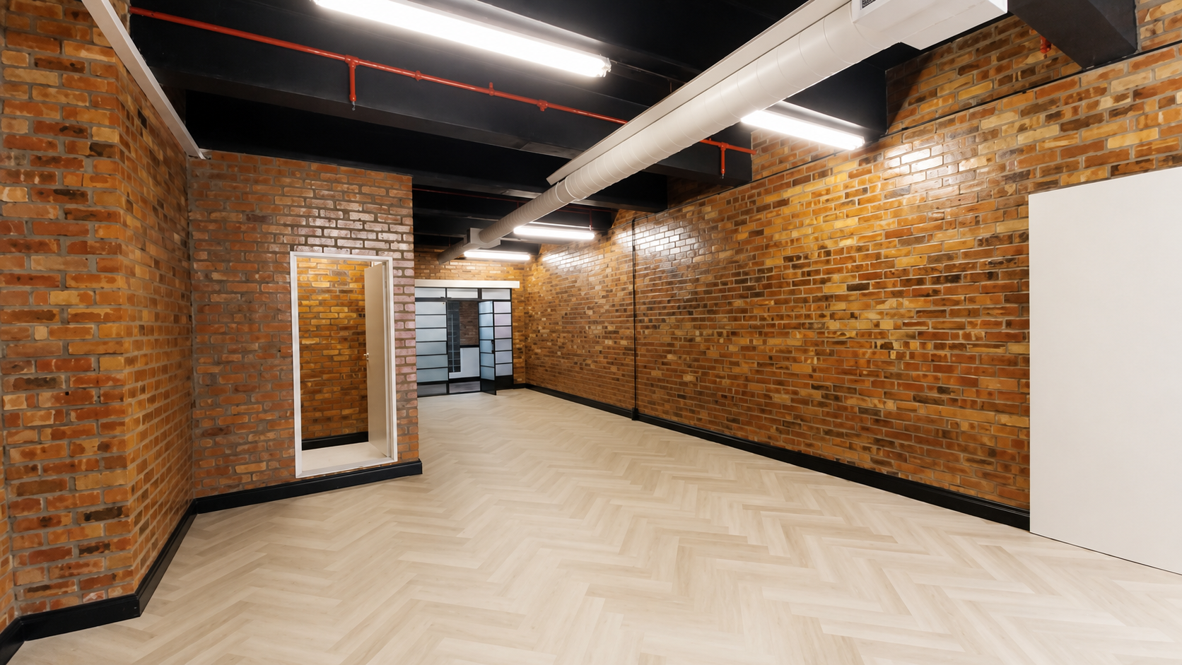 99m² Office Space to rent at Manhattan Place in Cape Town CBD