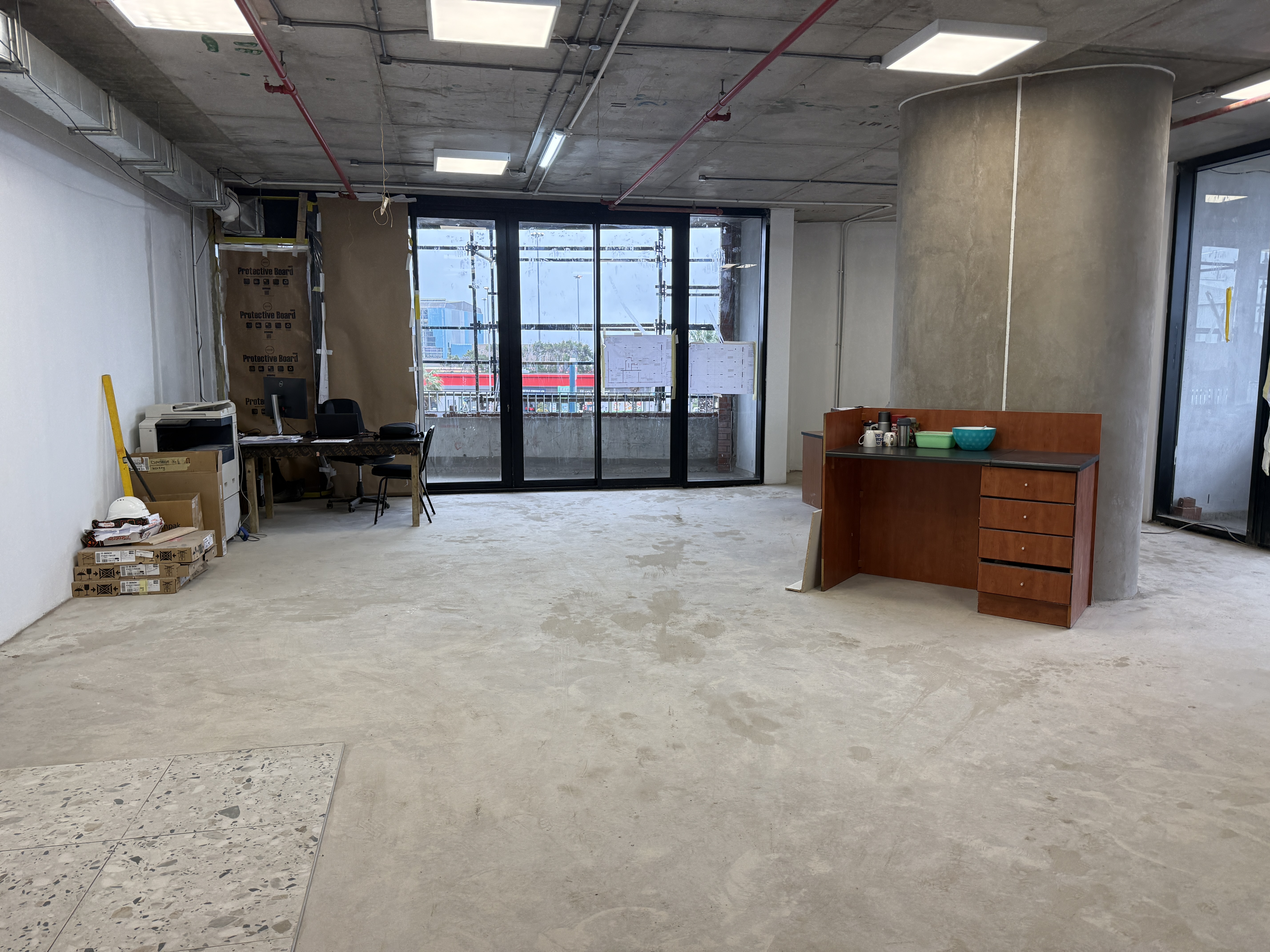 187m² Office Space to rent at Maritime Place in Paarden Eiland