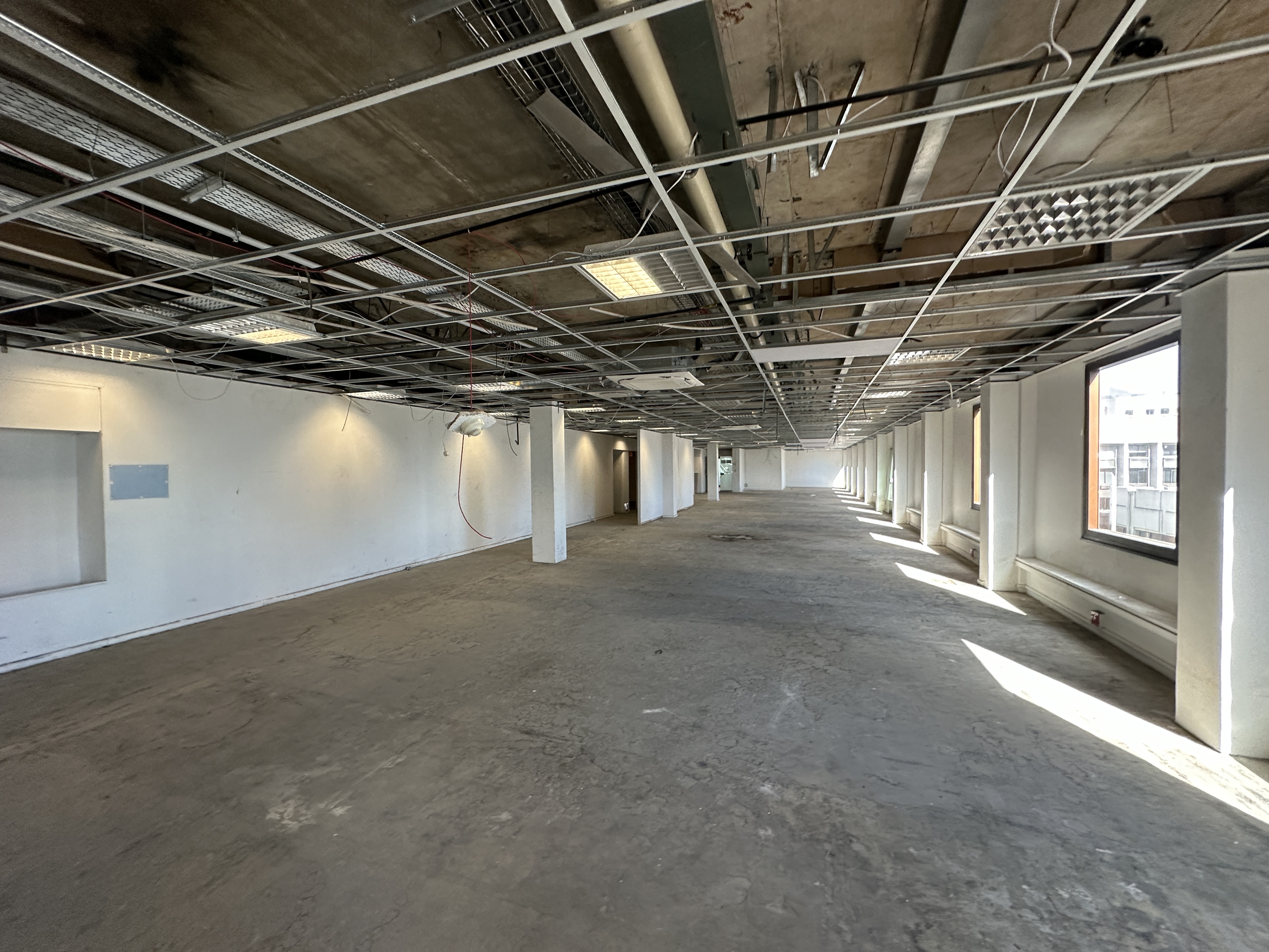 1 220m² Office Space to rent at Matador Centre in Cape Town CBD