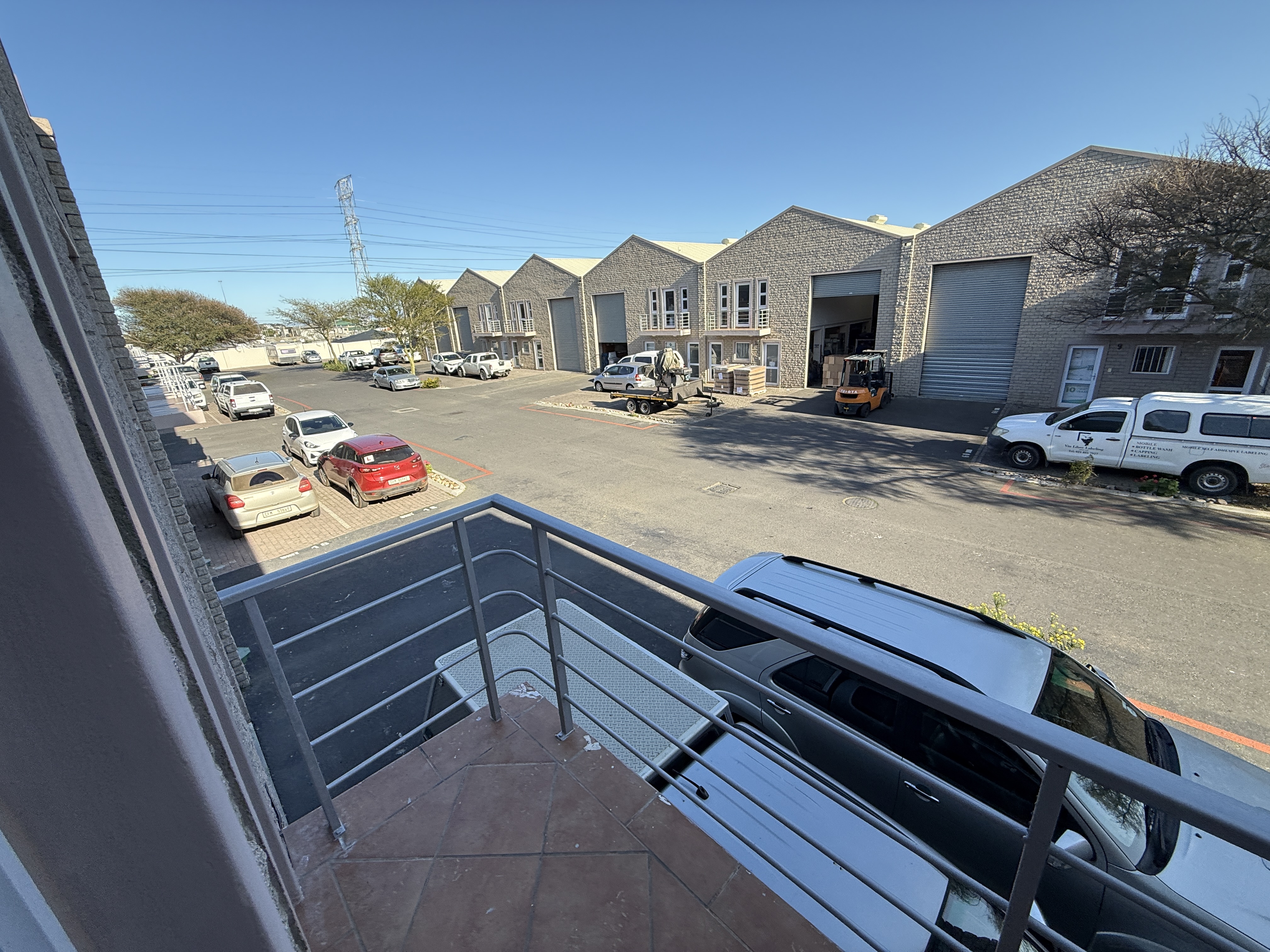 259m² Warehouse to rent at Meerlust Park - Asla Park in Strand