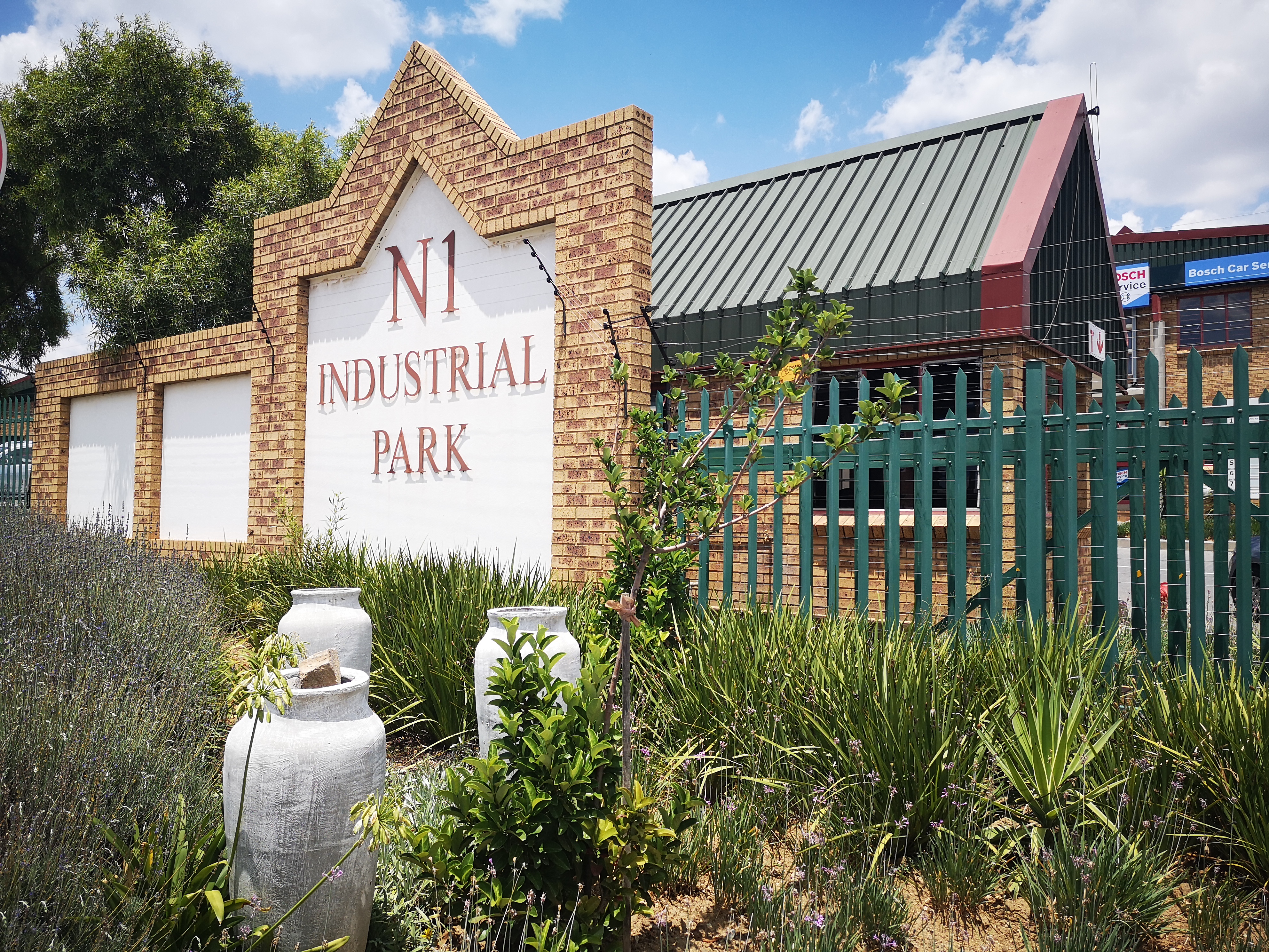 Samrand Samrand Business Park | Warehouse to let | Rennie Knight Frank