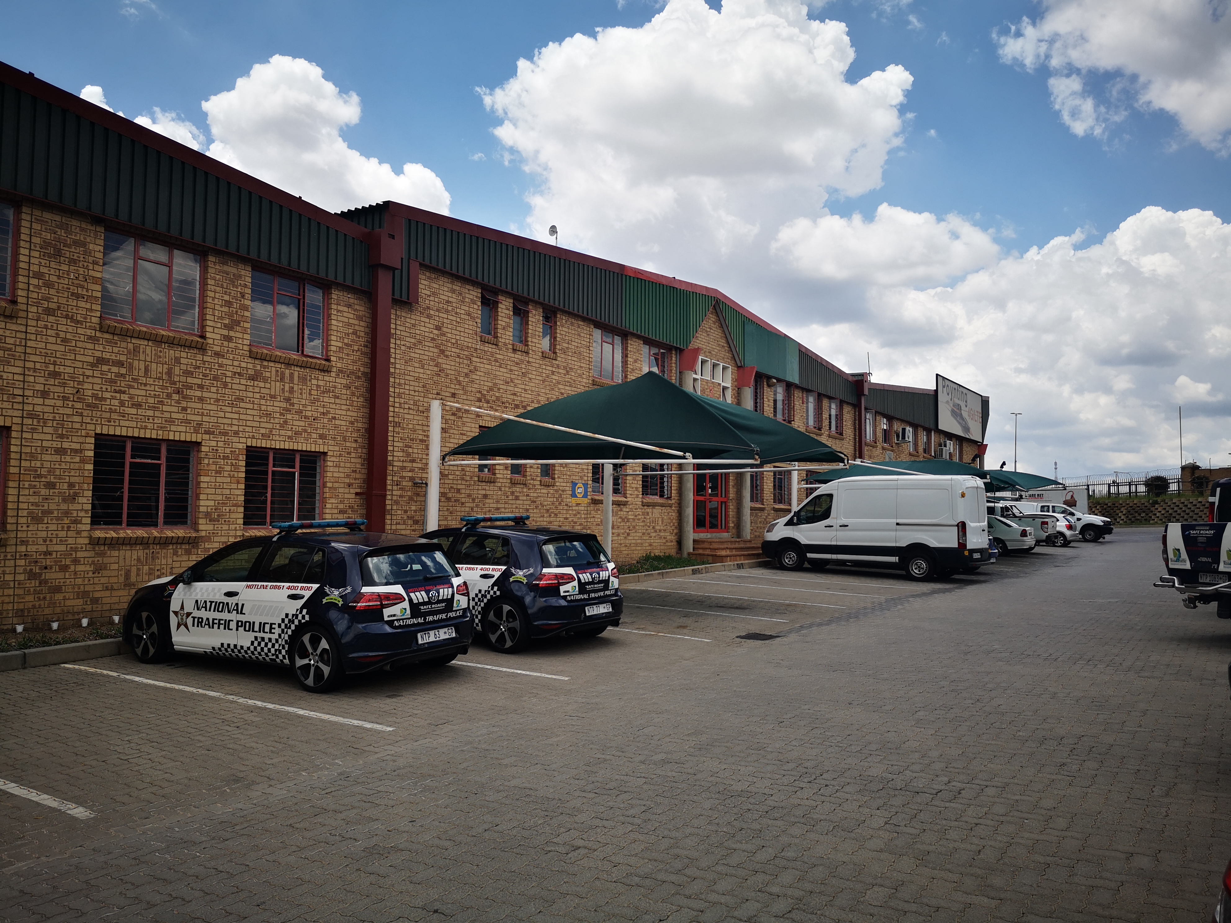 Samrand Samrand Business Park | Warehouse to let | Rennie Knight Frank