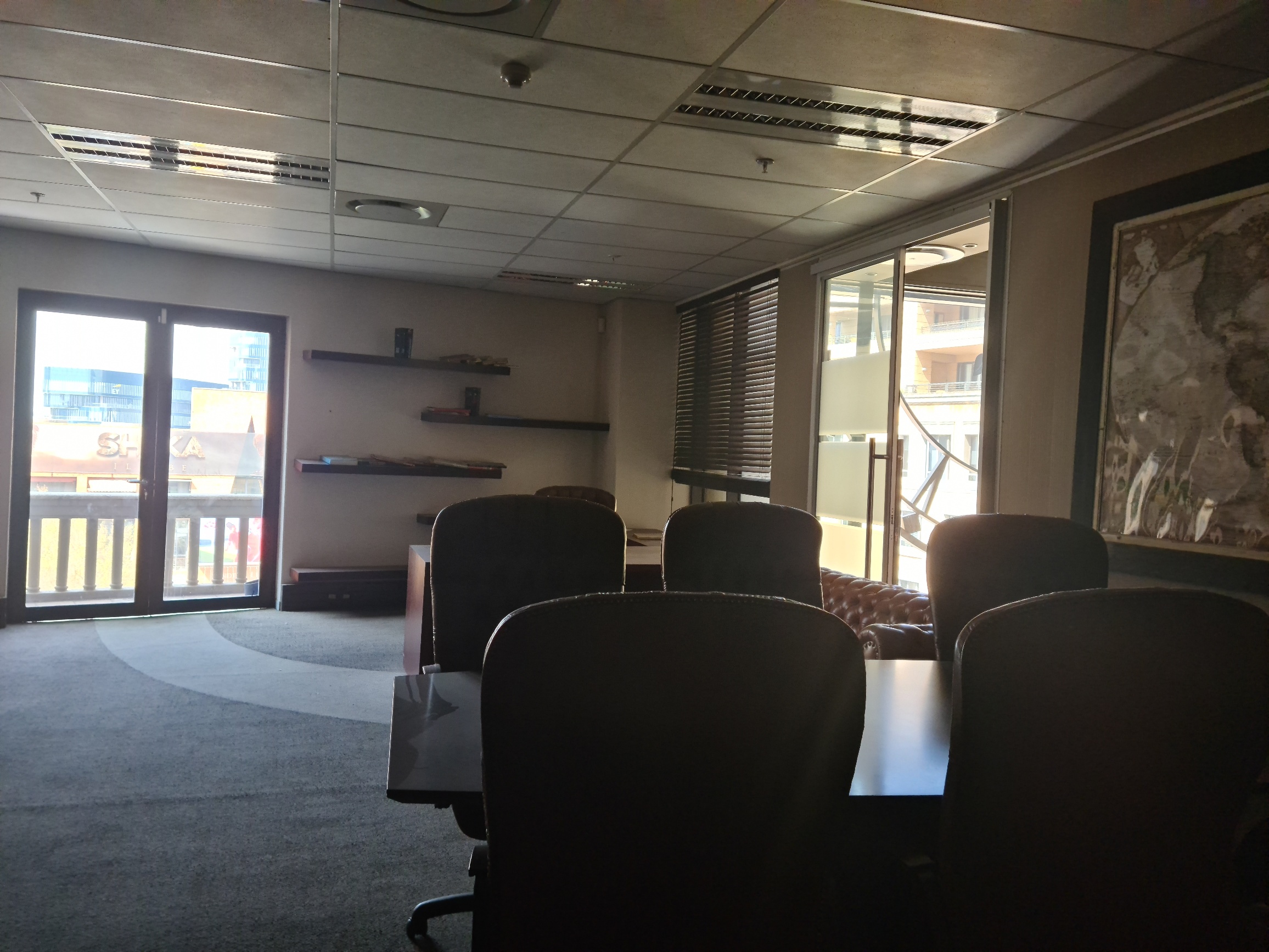 1 125m² Office Space to rent at Nelson Mandela Square in Sandton Central