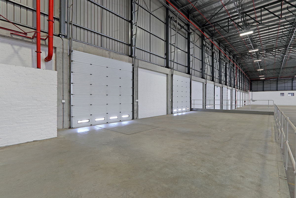 Warehouse to rent at Noursepack in Epping Industrial